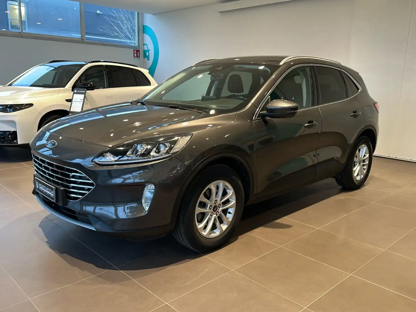 Ford Kuga 1.5 ecoblue Titanium 120cv Gris - 1