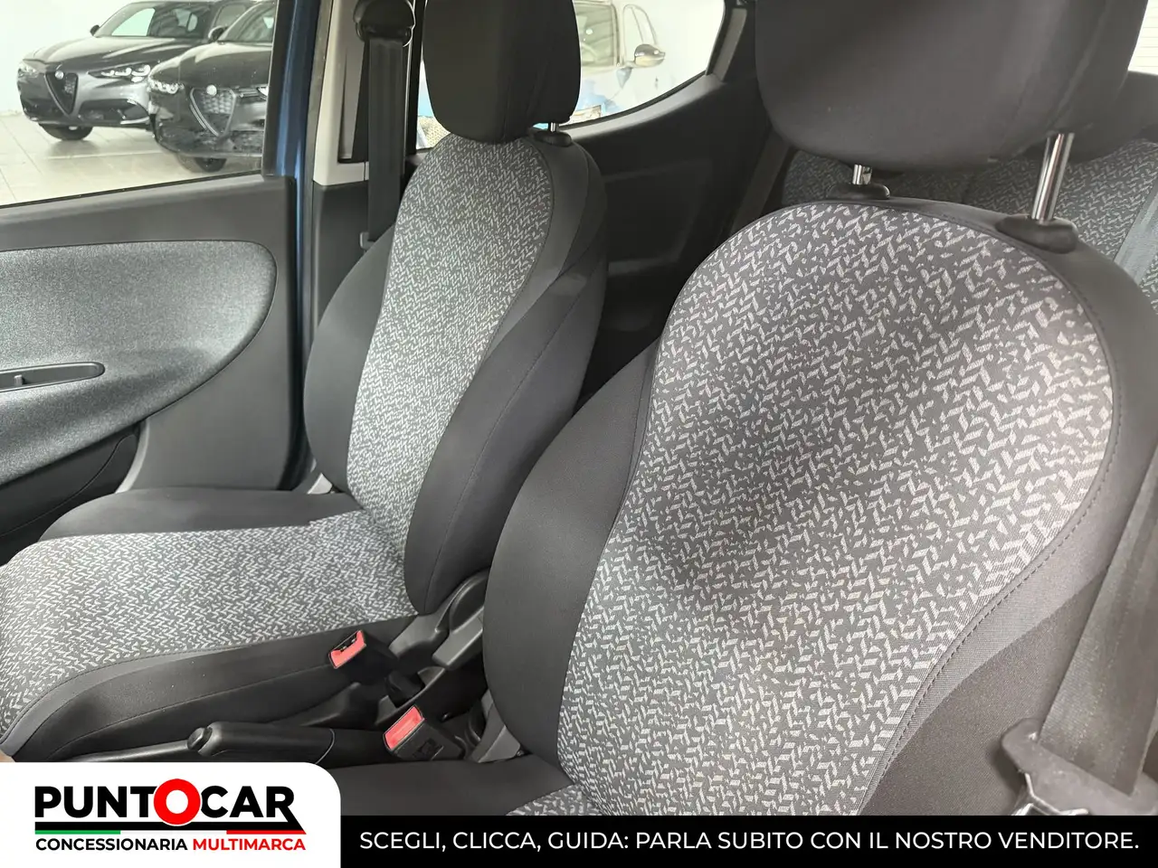 Lancia Ypsilon 2023 — фото 12