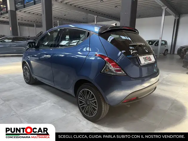 Lancia Ypsilon view 7