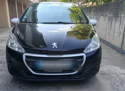 Peugeot 208 1.2 PureTech 68ch BVM5 Like