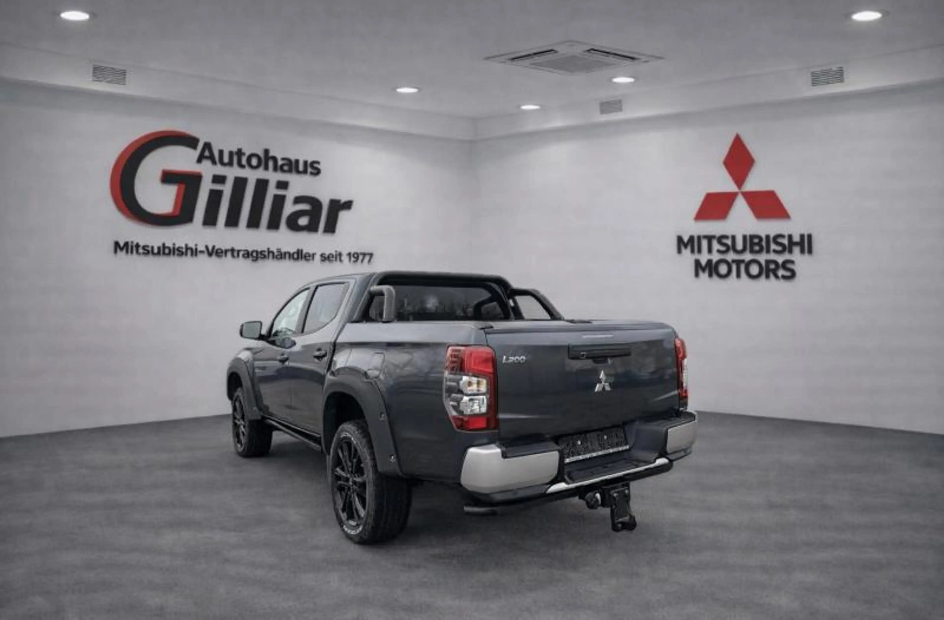 Mitsubishi L200 Doppelkabine 4WD Automatik wenig km! — photo 2