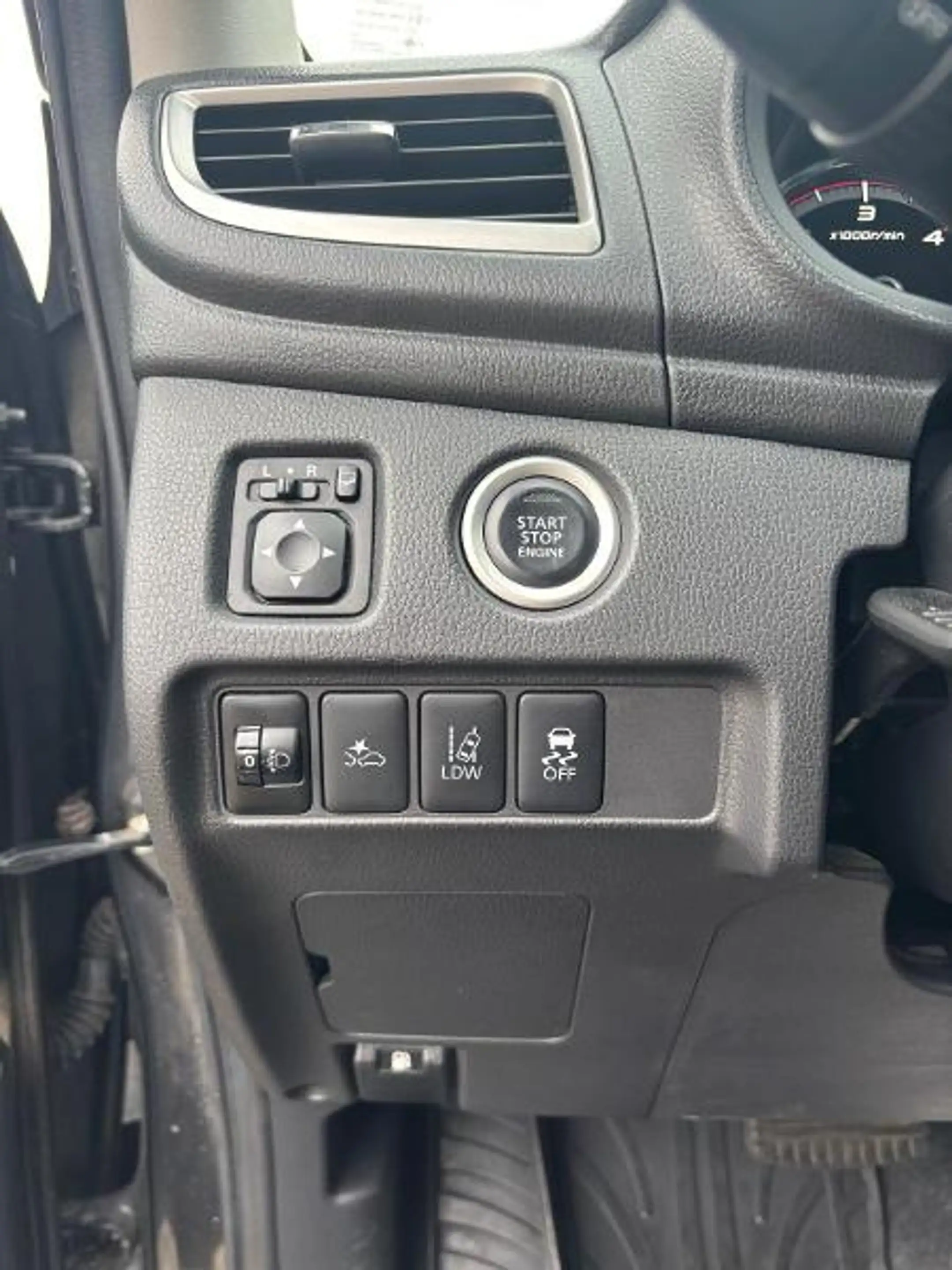 Mitsubishi L200 Doppelkabine 4WD Automatik wenig km! — photo 12