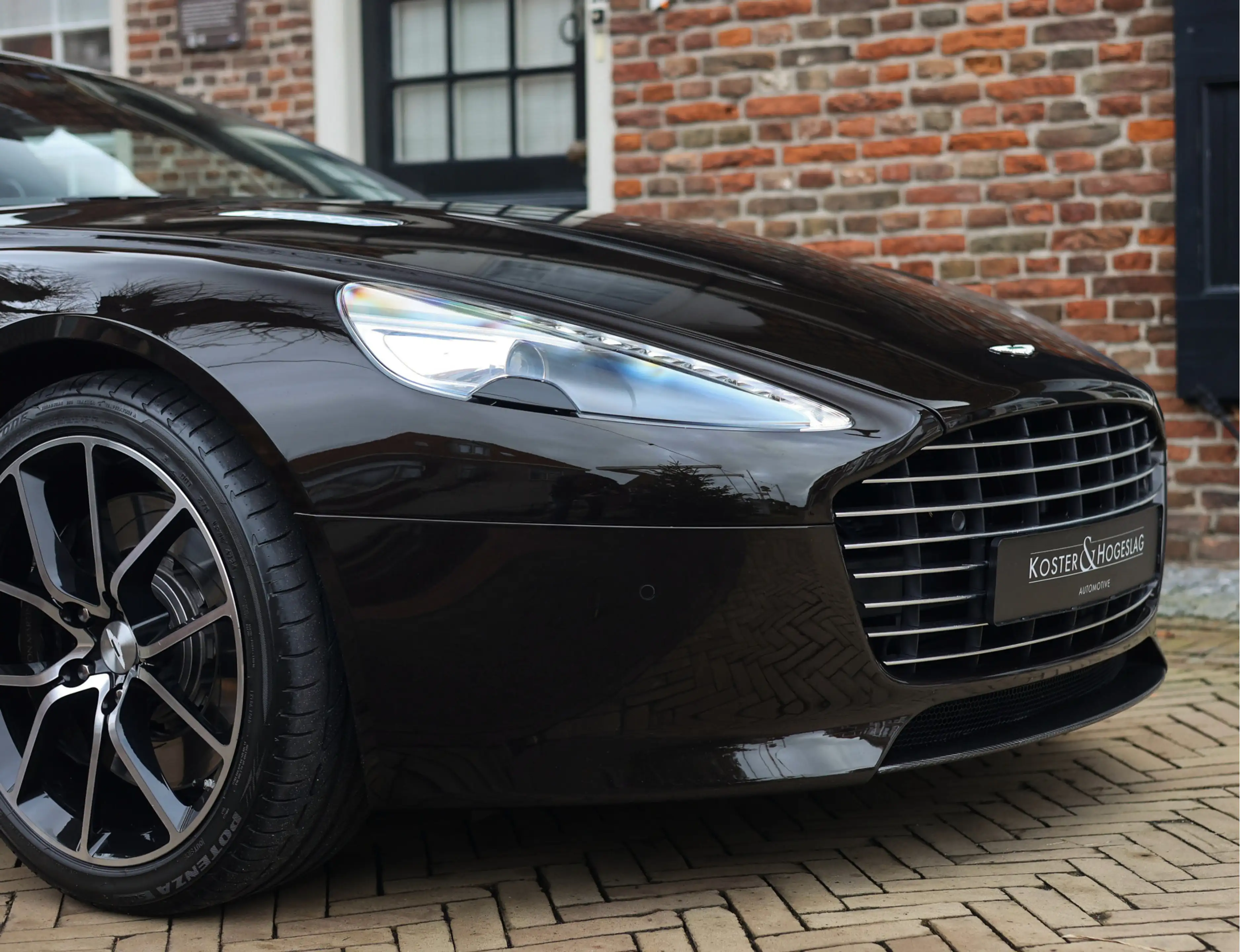 Aston Martin Rapide 6.0 V12 S | Marron Black - Collectable — photo 9