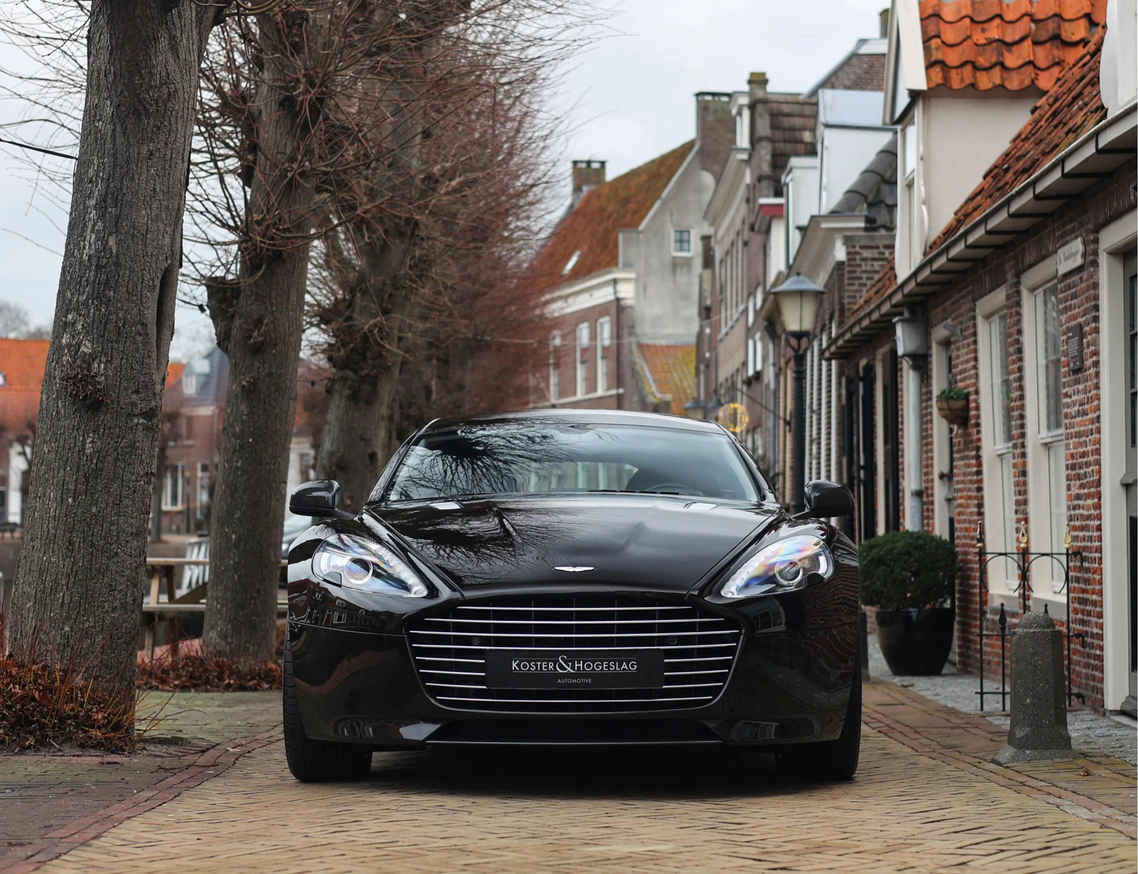Aston Martin Rapide 6.0 V12 S | Marron Black - Collectable — photo 17