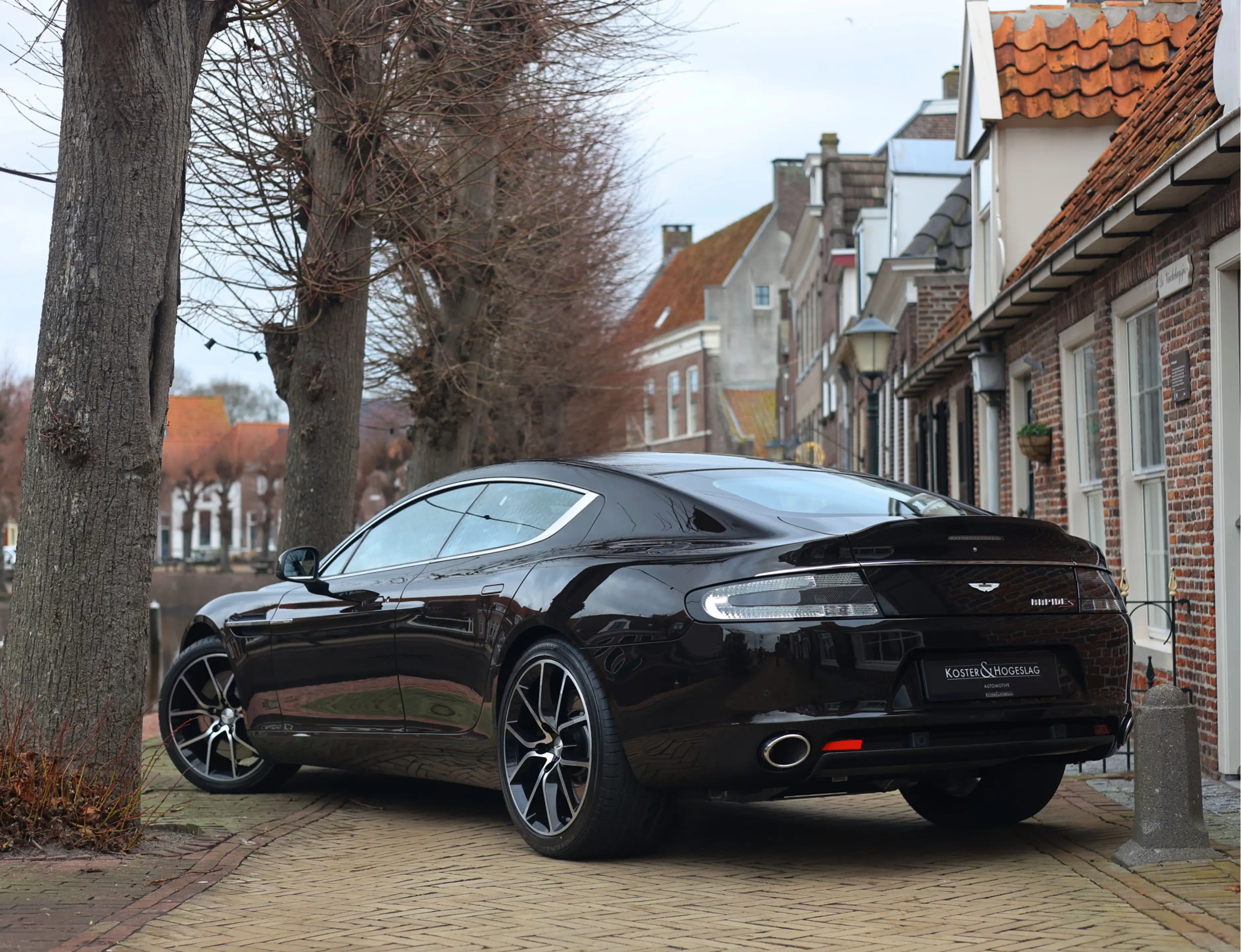 Aston Martin Rapide 6.0 V12 S | Marron Black - Collectable — photo 2