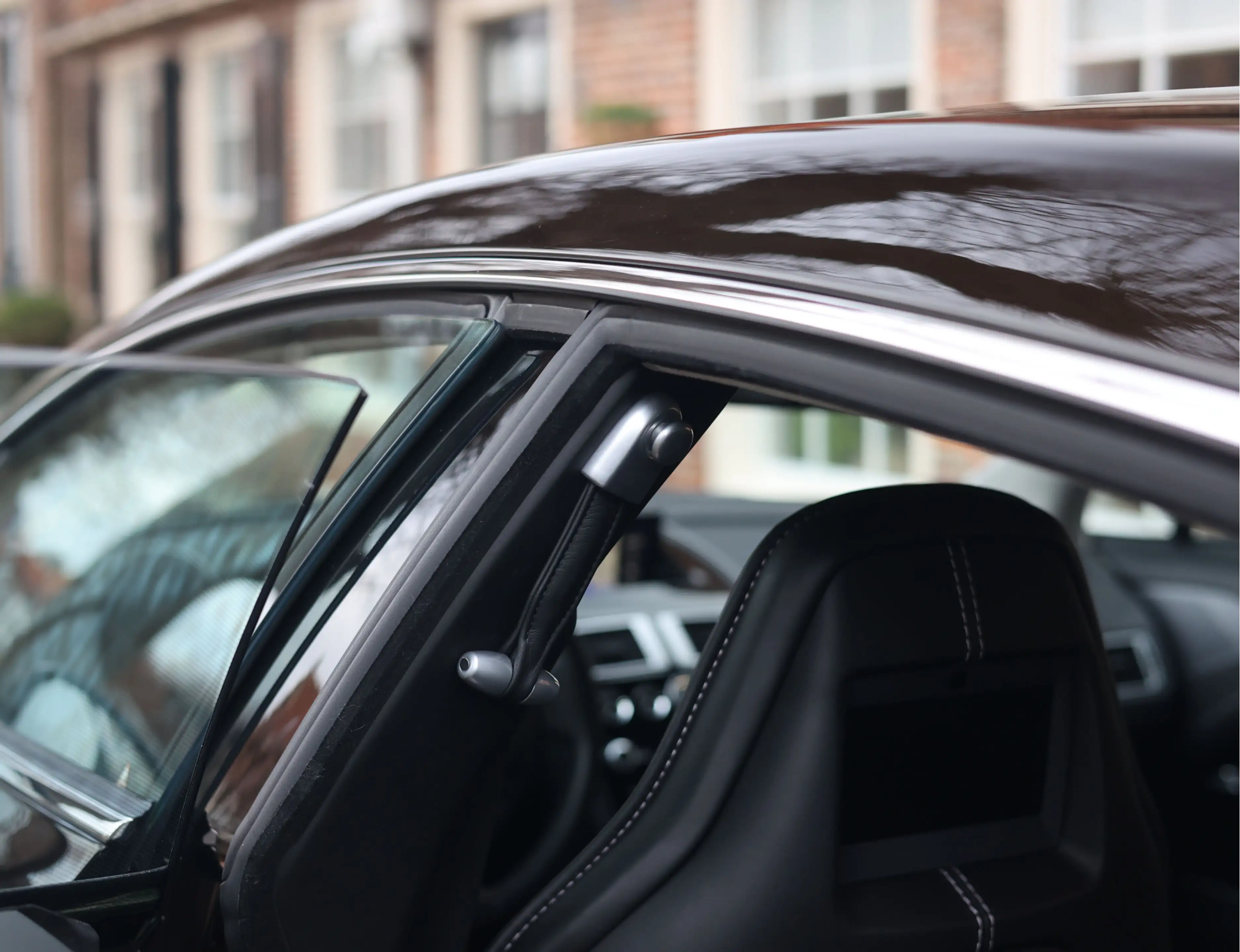 Aston Martin Rapide 6.0 V12 S | Marron Black - Collectable — photo 25