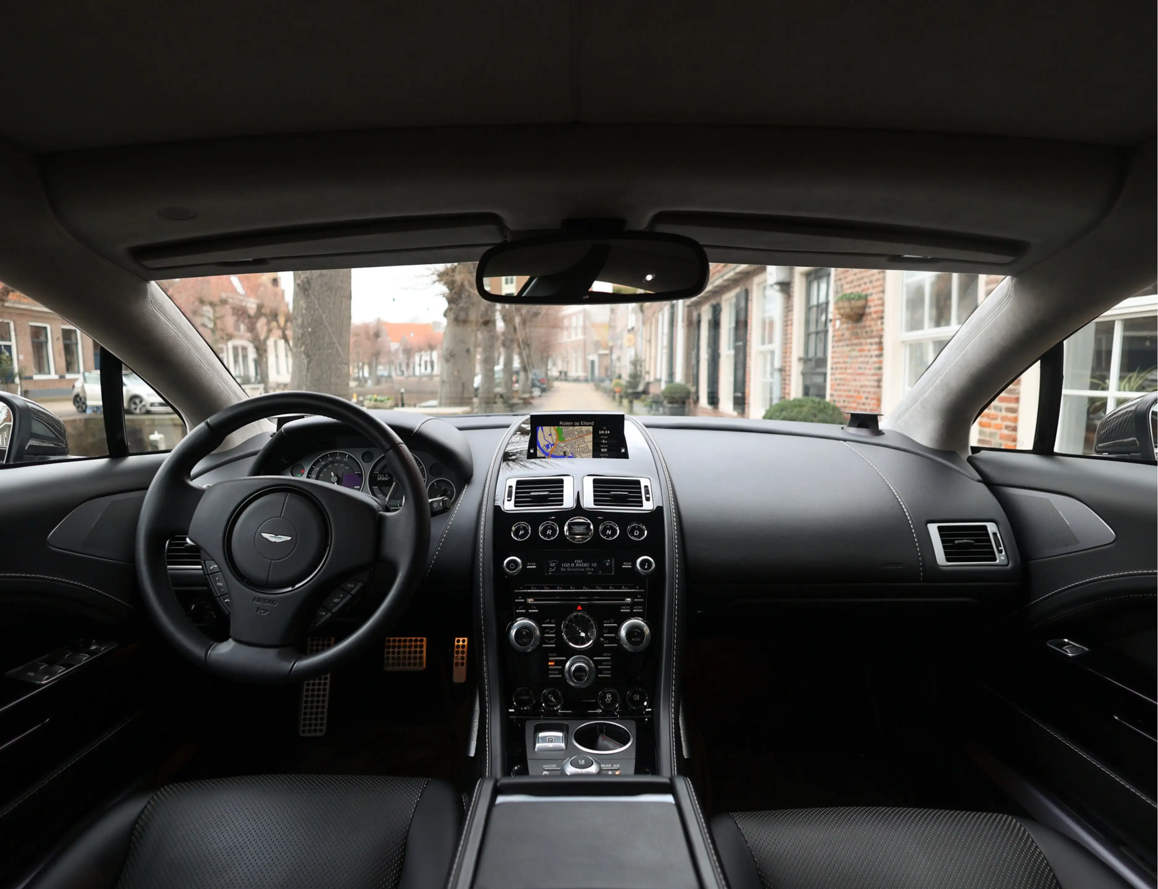 Aston Martin Rapide 6.0 V12 S | Marron Black - Collectable — photo 42
