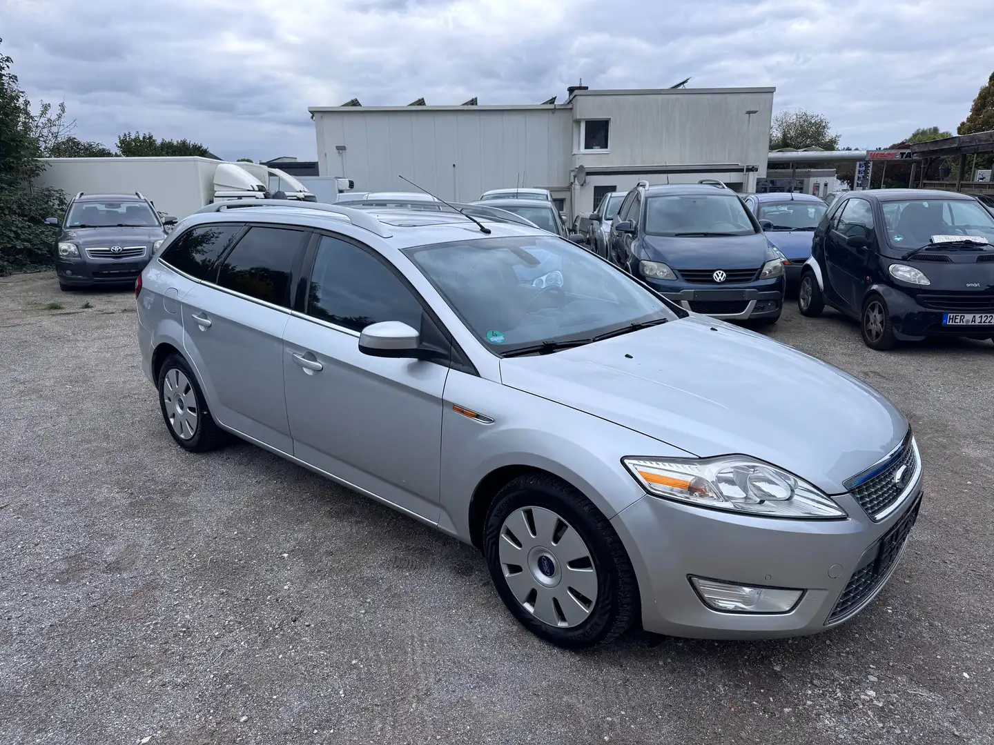 Ford Mondeo Mondeo Turnier Diesel Turnier 2.0 TDCi Titanium Silber - 2