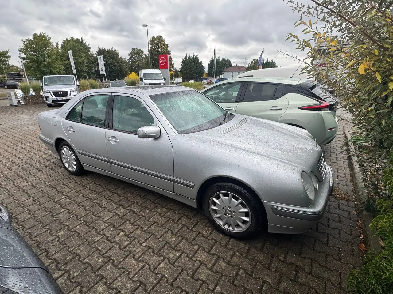 Mercedes-Benz E 200 KOMPRESSOR Limo. "AHK, Klima", foto 1