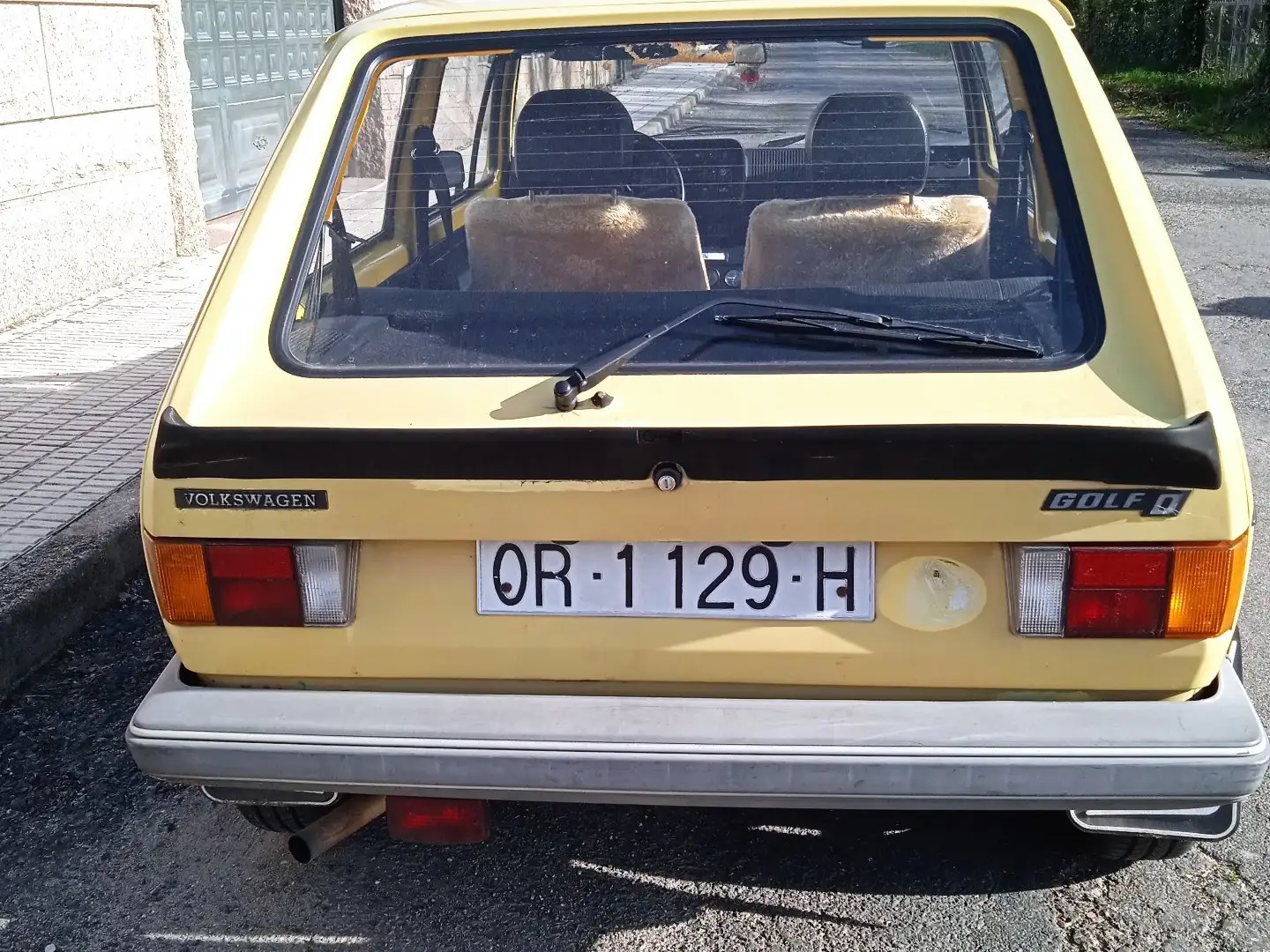 Volkswagen Golf Żółty - 2