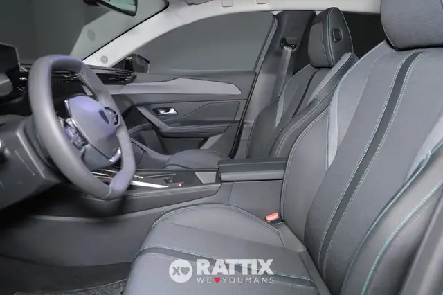 Peugeot 308 view 7
