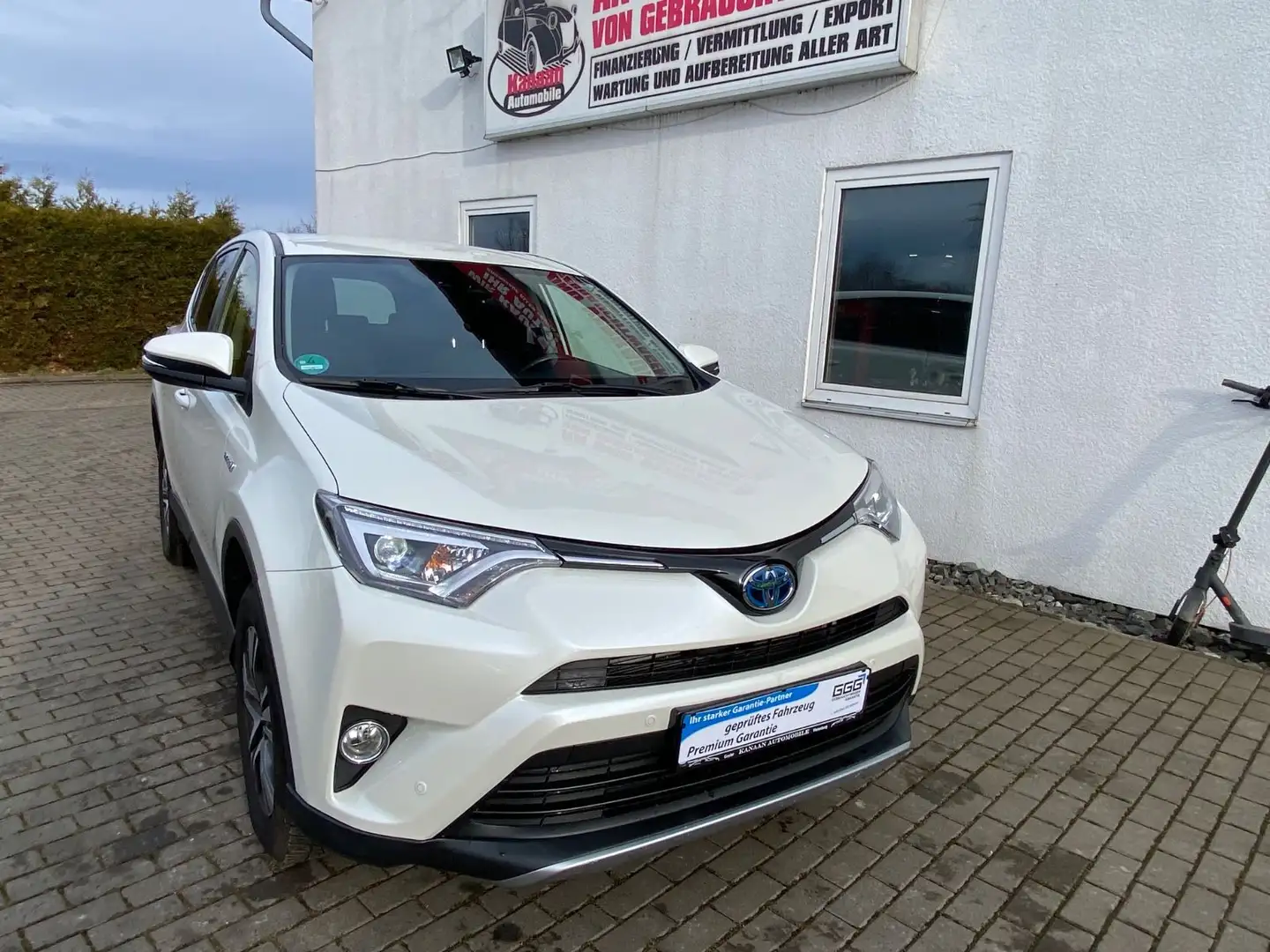 Toyota RAV 4 2.5 Hybrid 4x4 Allrad Edition-S Weiß - 1