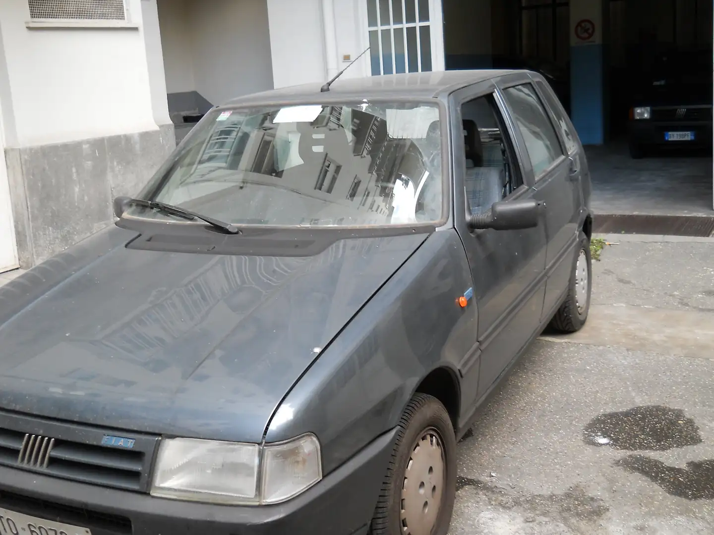 Fiat Uno Uno 5p 1.1 ie cat. Grigio - 1