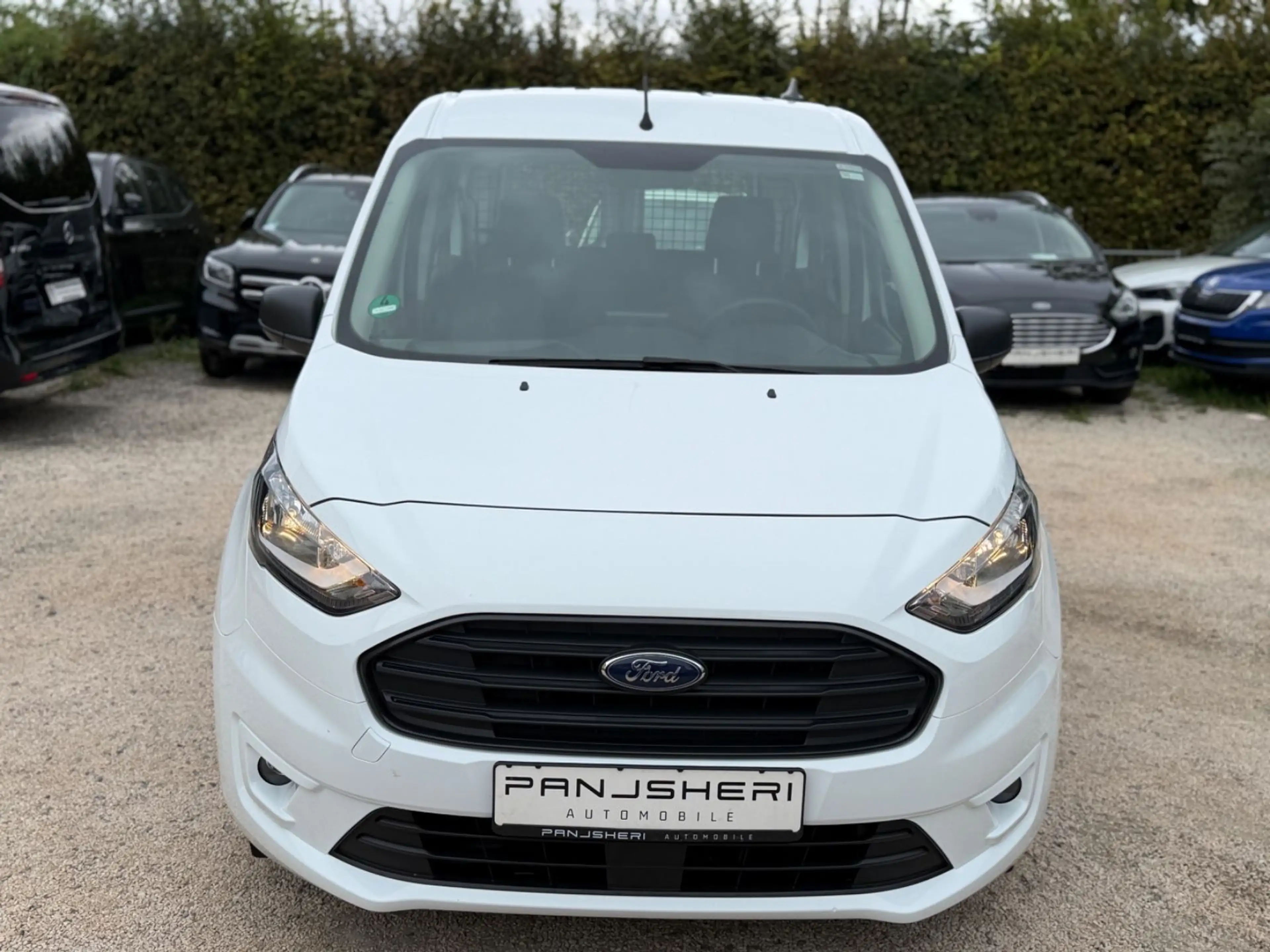 Ford Transit Connect 220 L1 Kamera 5-Sitz 2xSchiebetü — photo 2