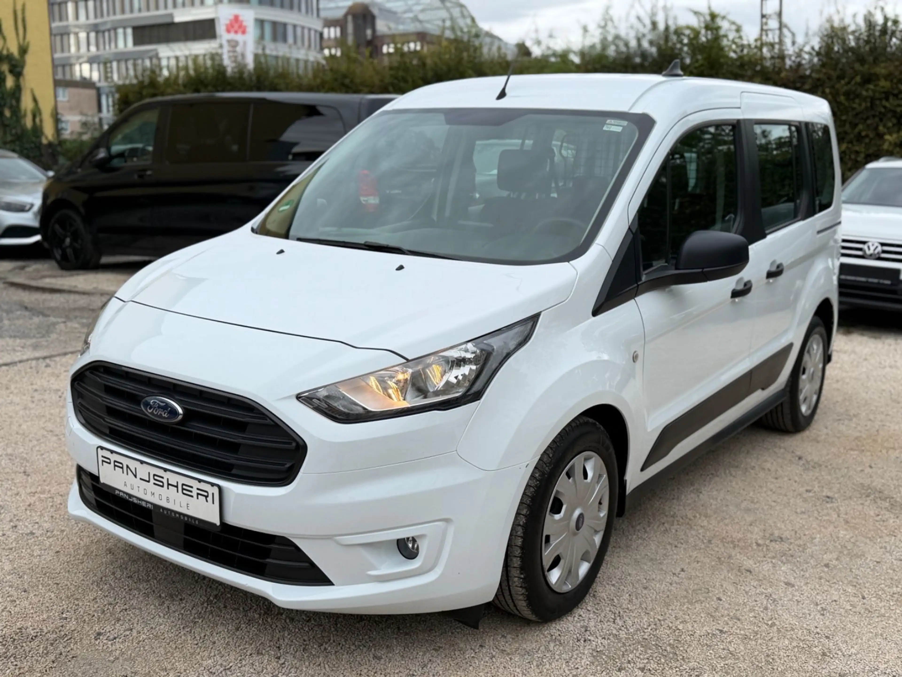 Ford Transit Connect 220 L1 Kamera 5-Sitz 2xSchiebetü — photo 3