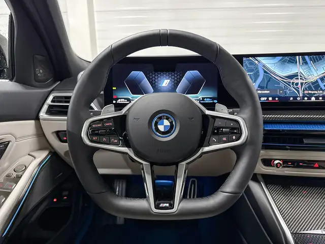 BMW 3 Series view 13