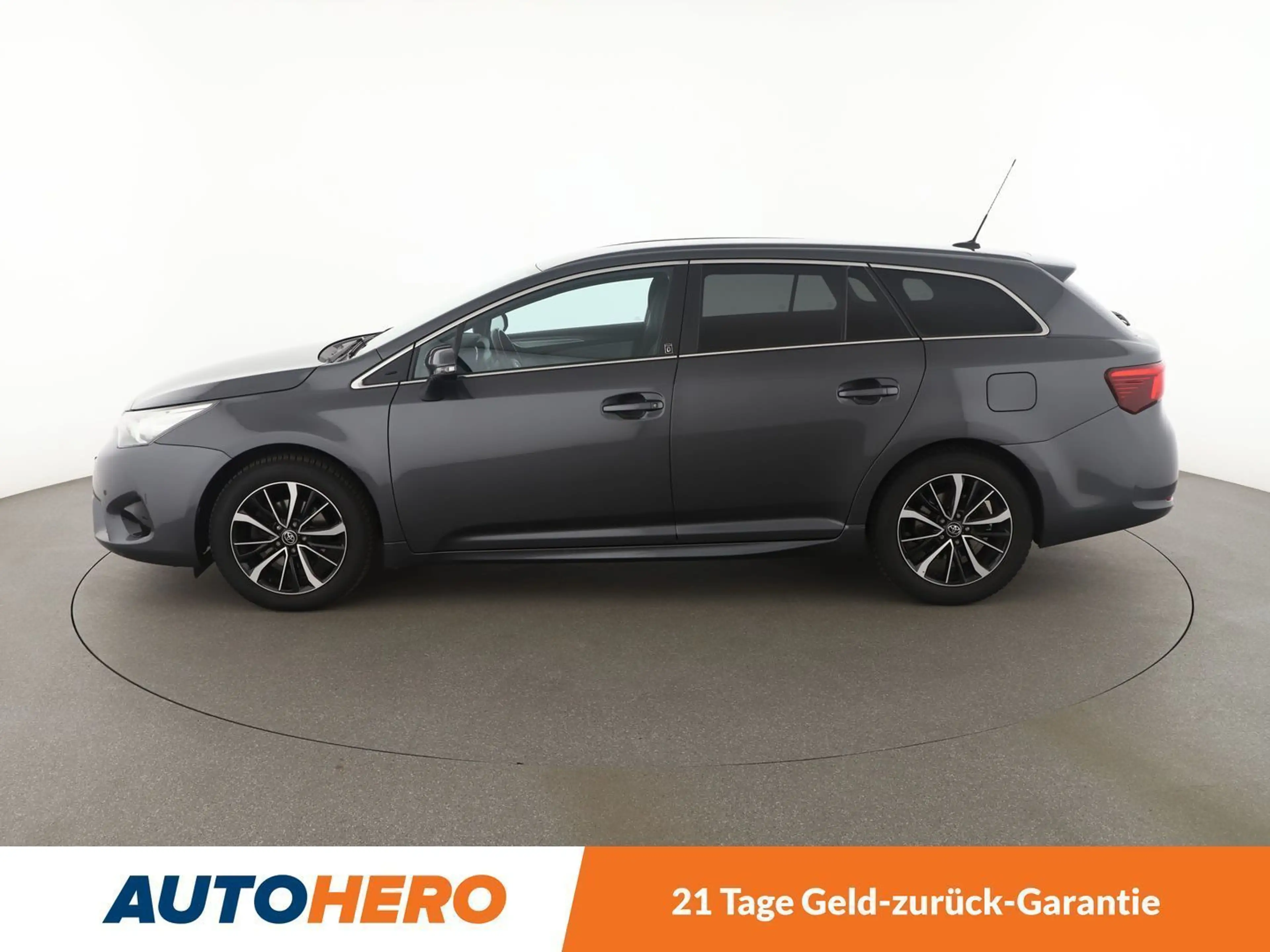 Toyota Avensis 1.8 Team D *CAM*AHK*TEMPO* — photo 3