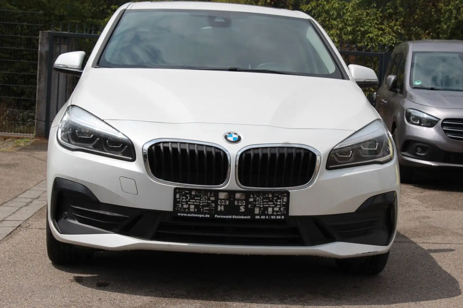BMW 225 XE iPerformance Active Tourer Steptronic Weiß - 2