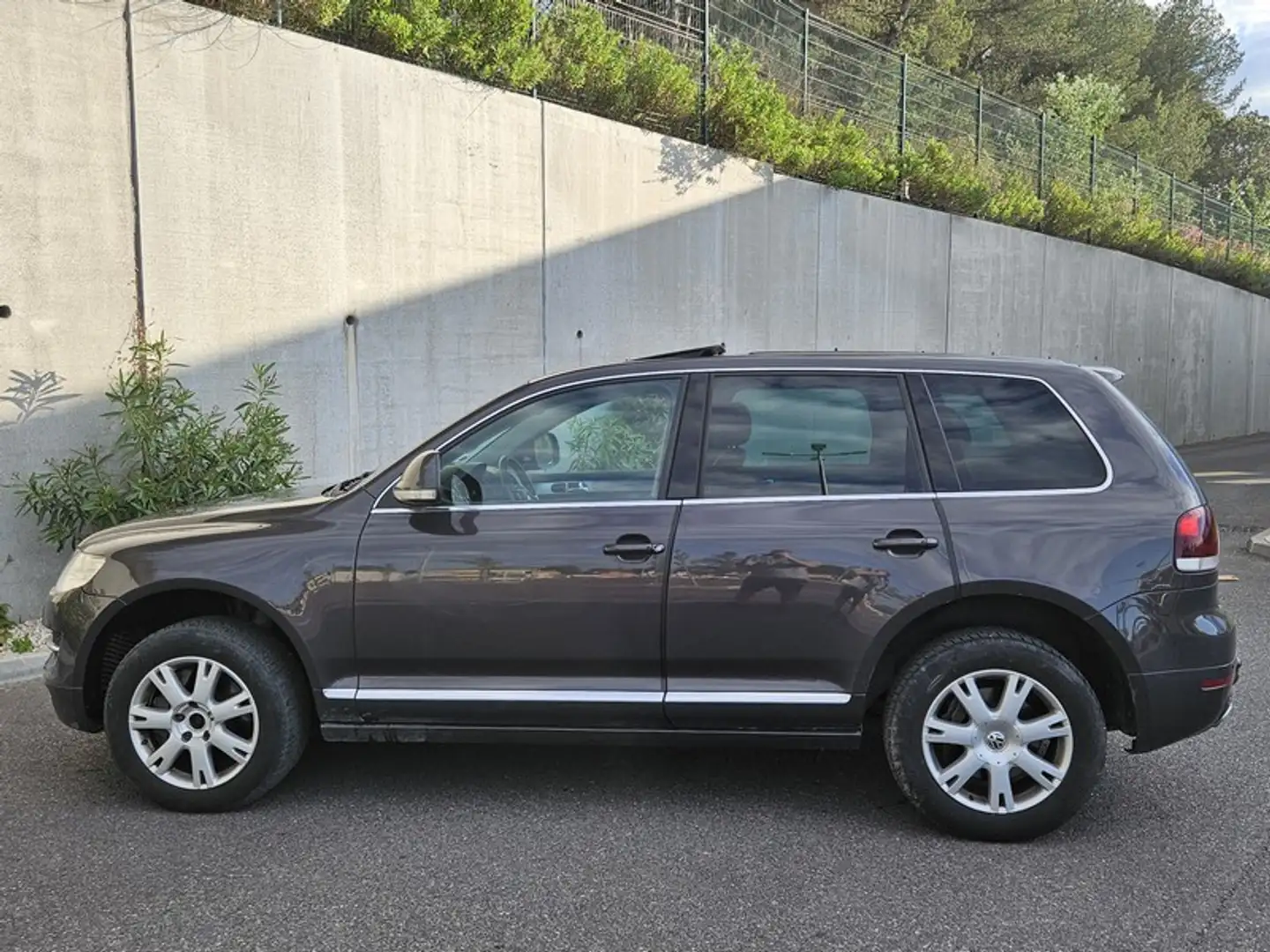 Volkswagen Touareg 5.0 V10 TDI 313 Carat Gar 1 An g - 2