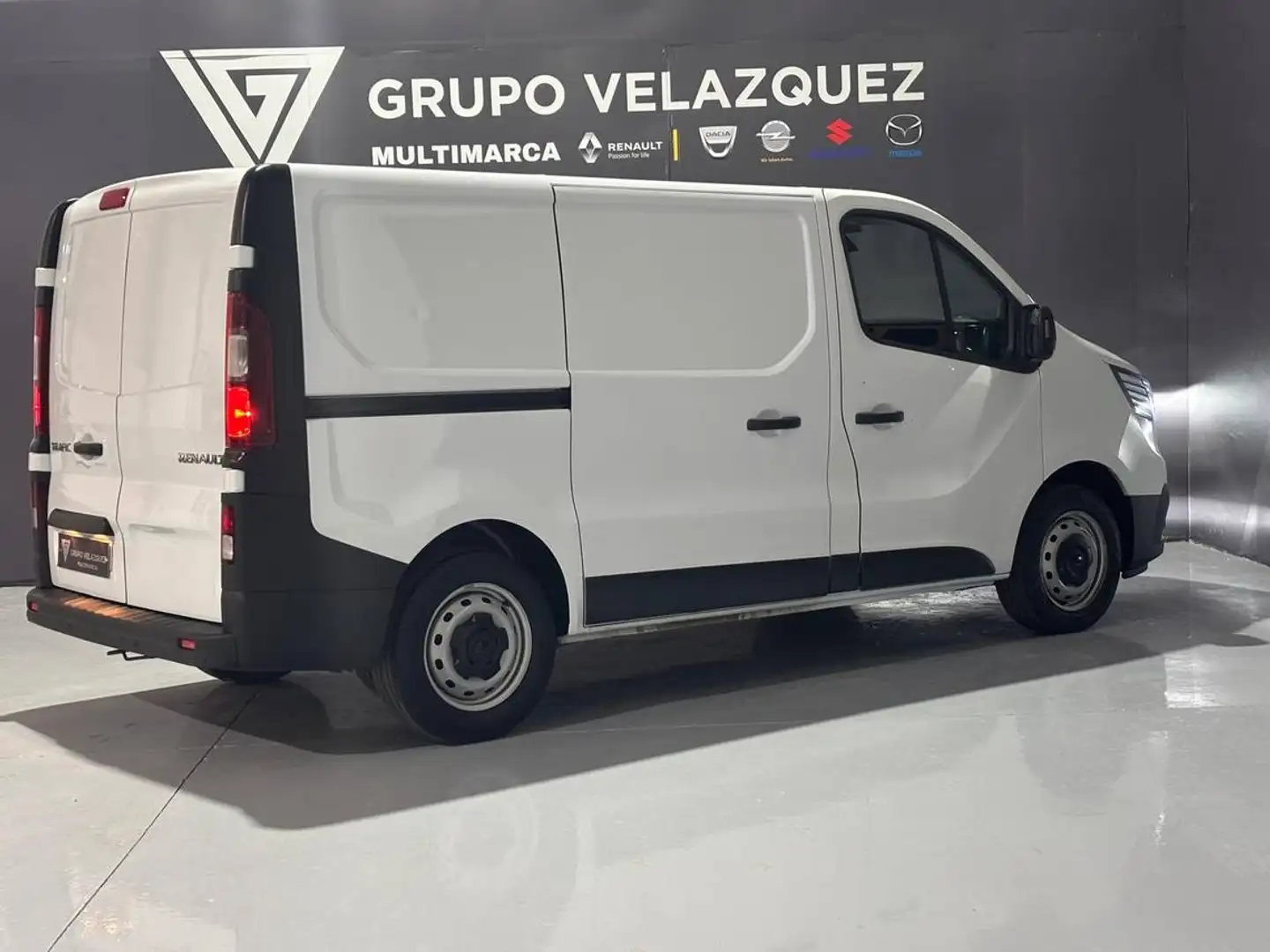Renault Trafic Combi 9 2.0dCi Energy Blue 81kW Weiß - 1