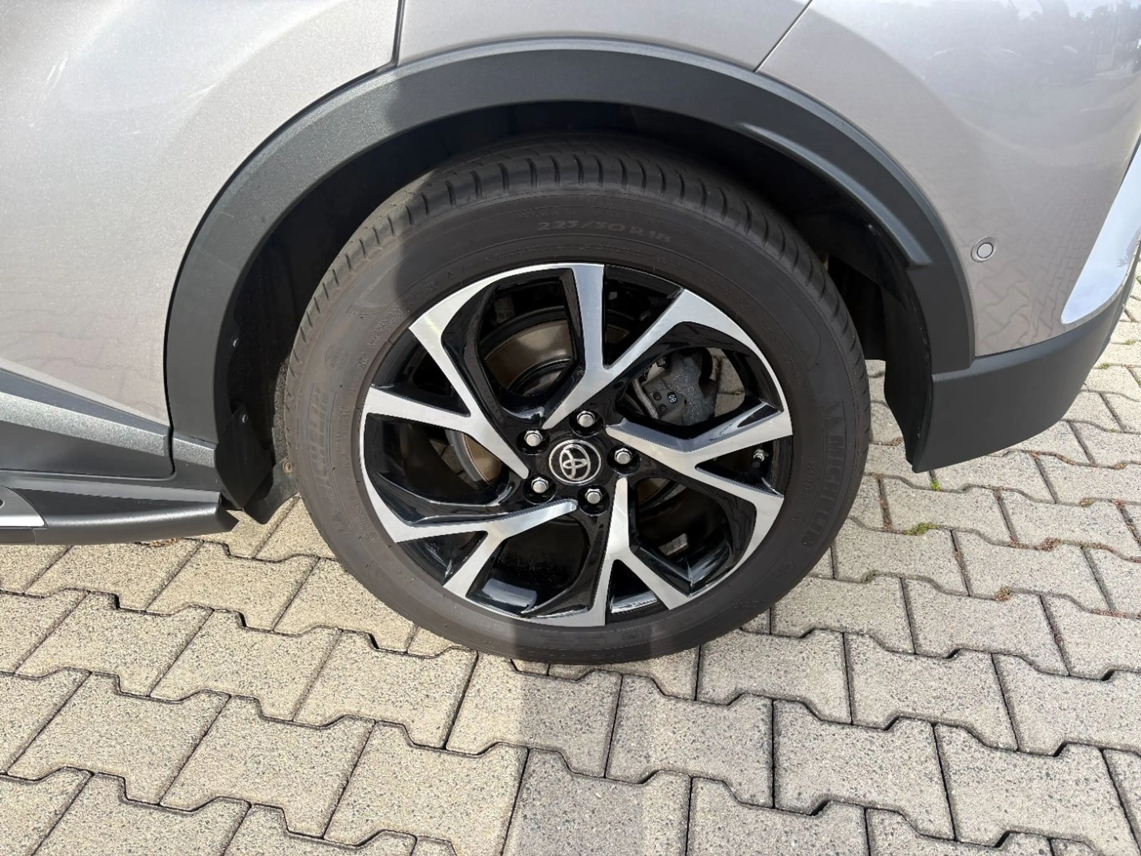 Toyota C-HR 2.0 Hybrid Team D LED, Navi, Kamera, DAB, BT — photo 15