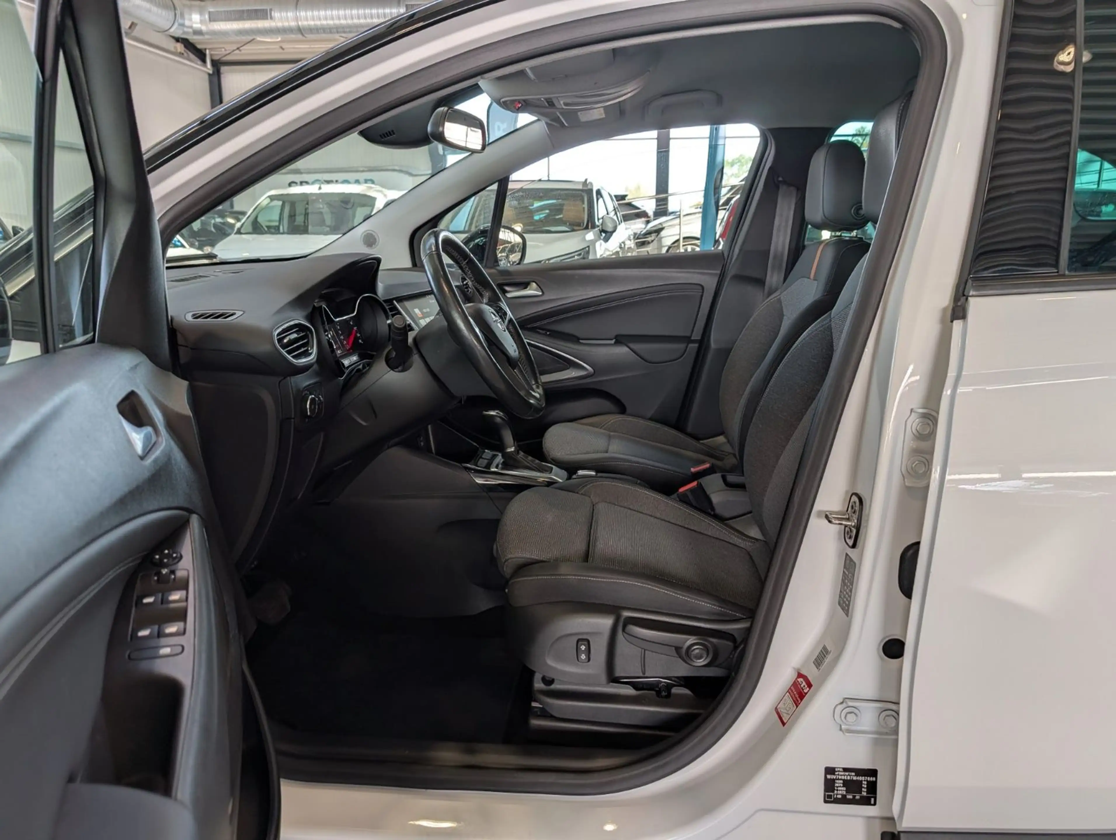 Opel Crossland X Crossland AT SH LH Navi TWW Android Kamera AHK — photo 9
