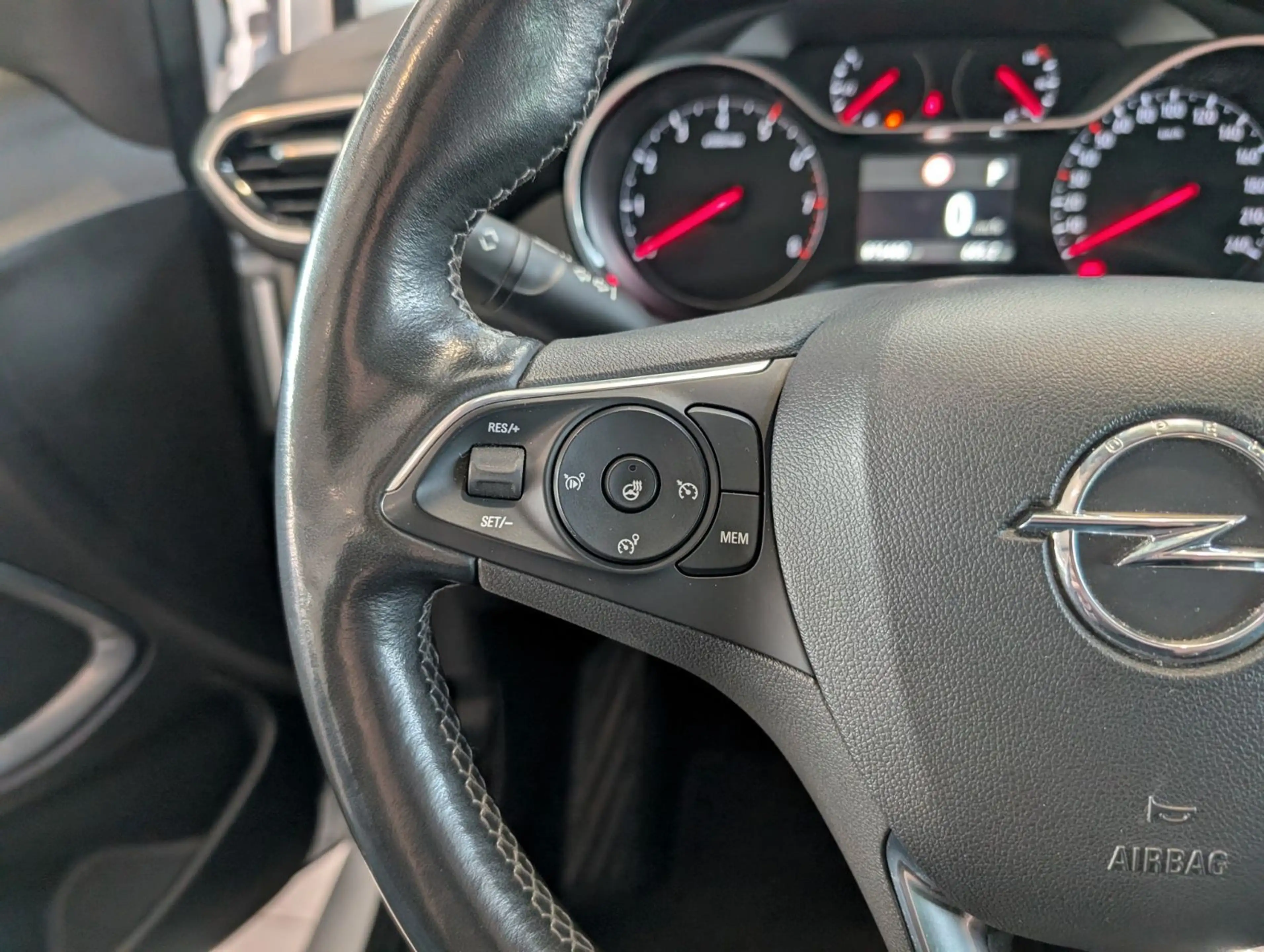 Opel Crossland X Crossland AT SH LH Navi TWW Android Kamera AHK — photo 12