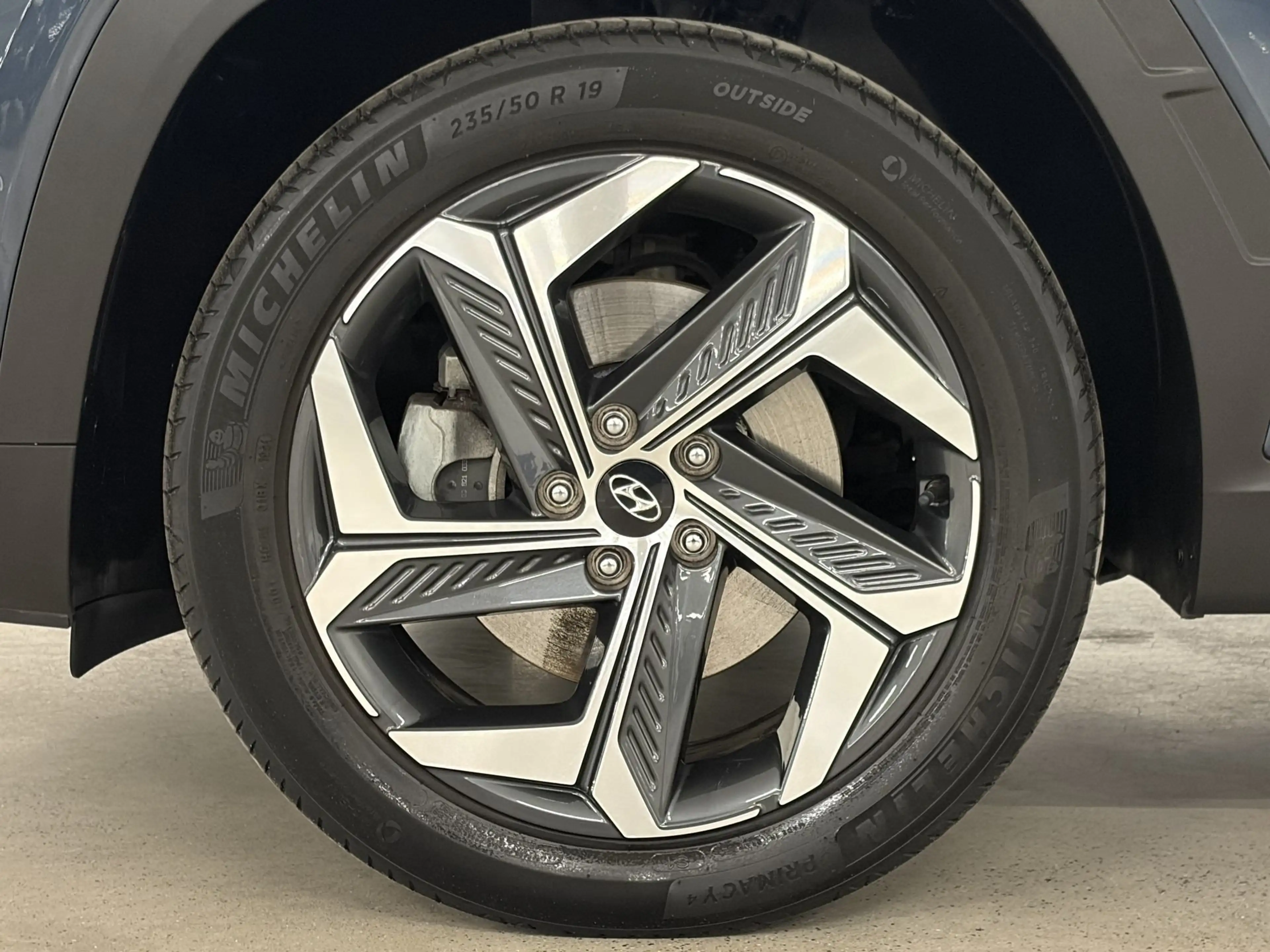 Hyundai TUCSON 1.6 T-GDi Shine HEV AT — photo 8