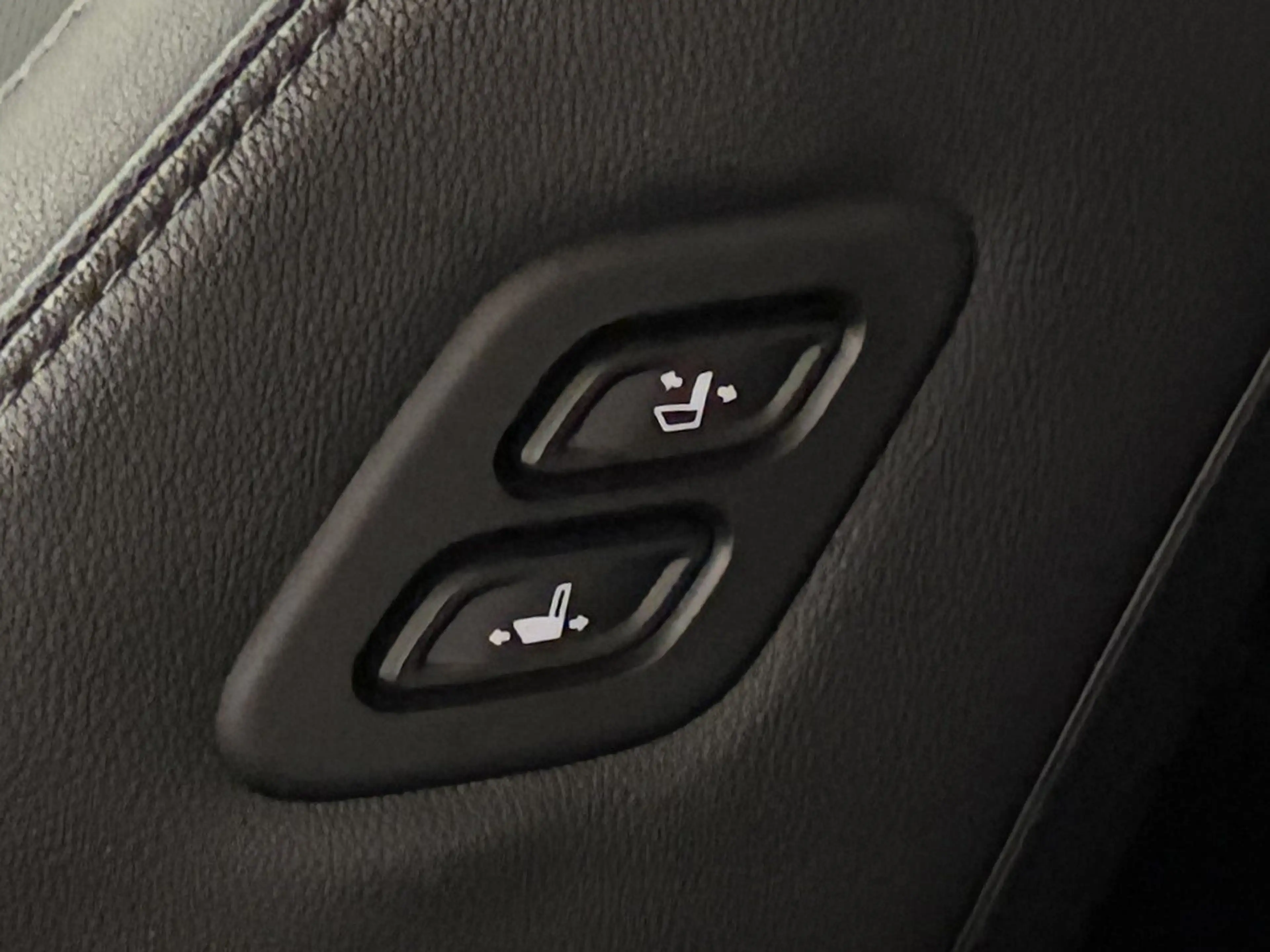 Hyundai TUCSON 1.6 T-GDi Shine HEV AT — photo 24