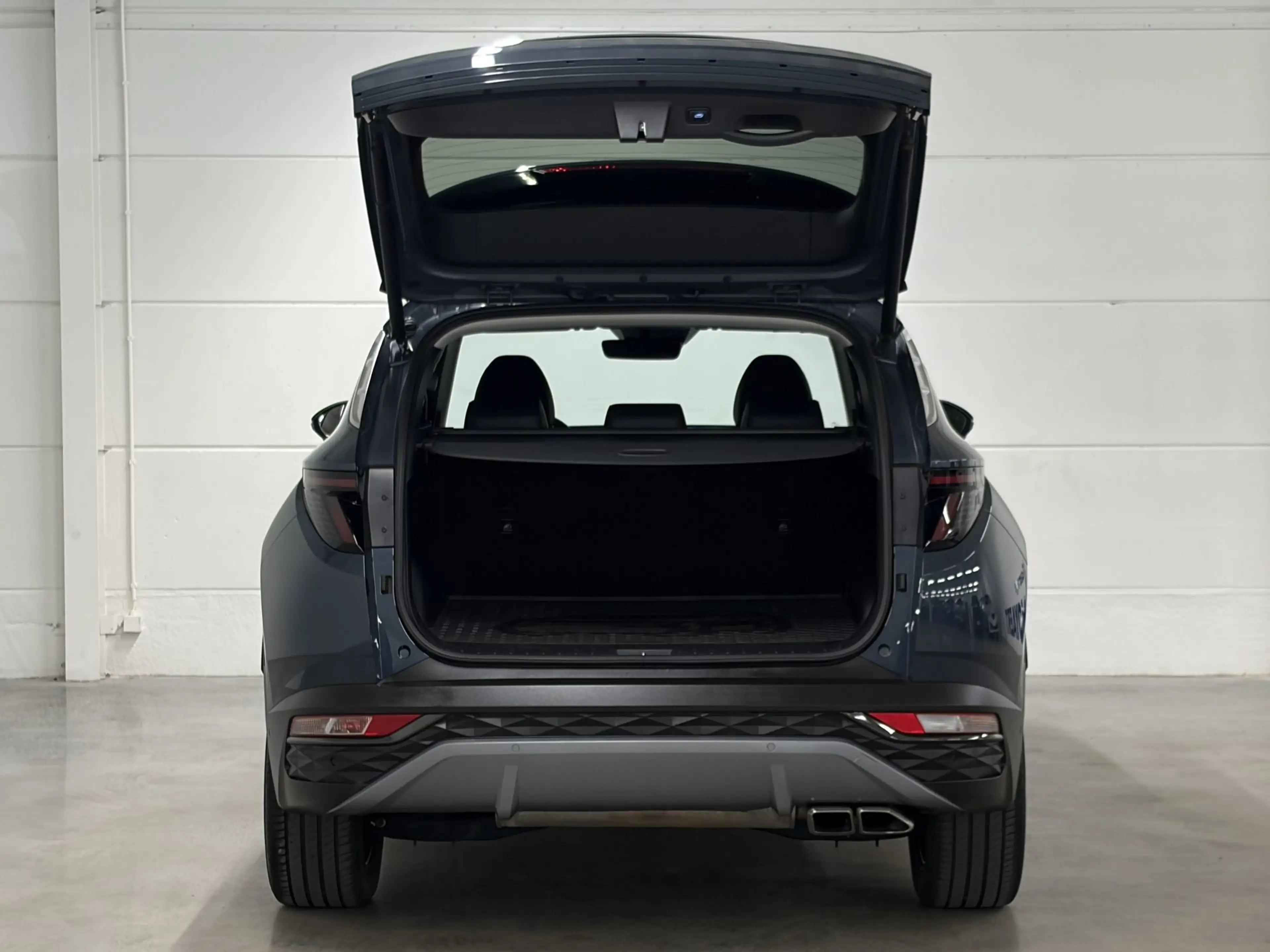 Hyundai TUCSON 1.6 T-GDi Shine HEV AT — photo 30