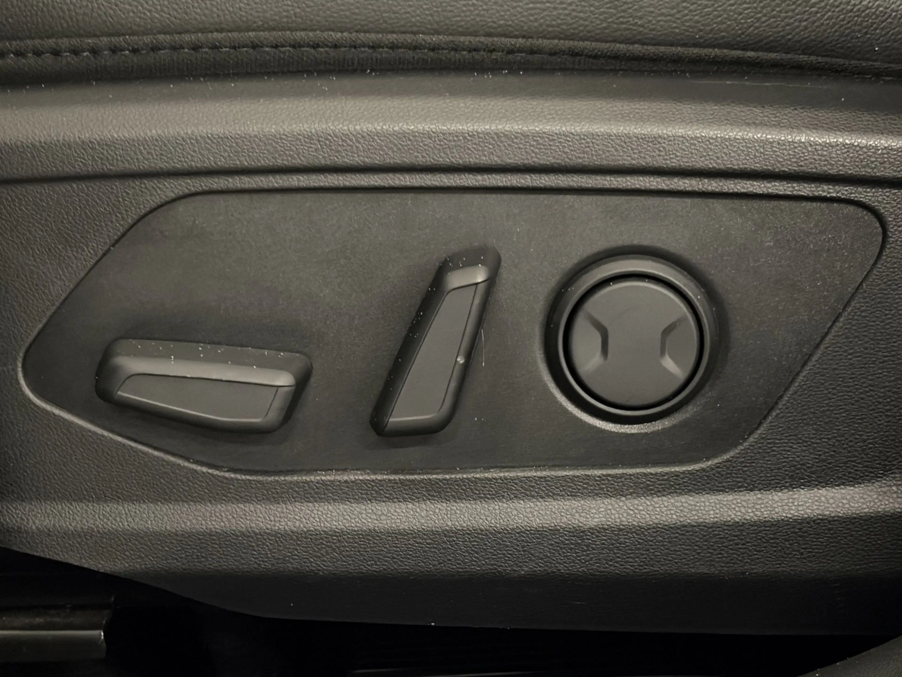 Hyundai TUCSON 1.6 T-GDi Shine HEV AT — photo 23
