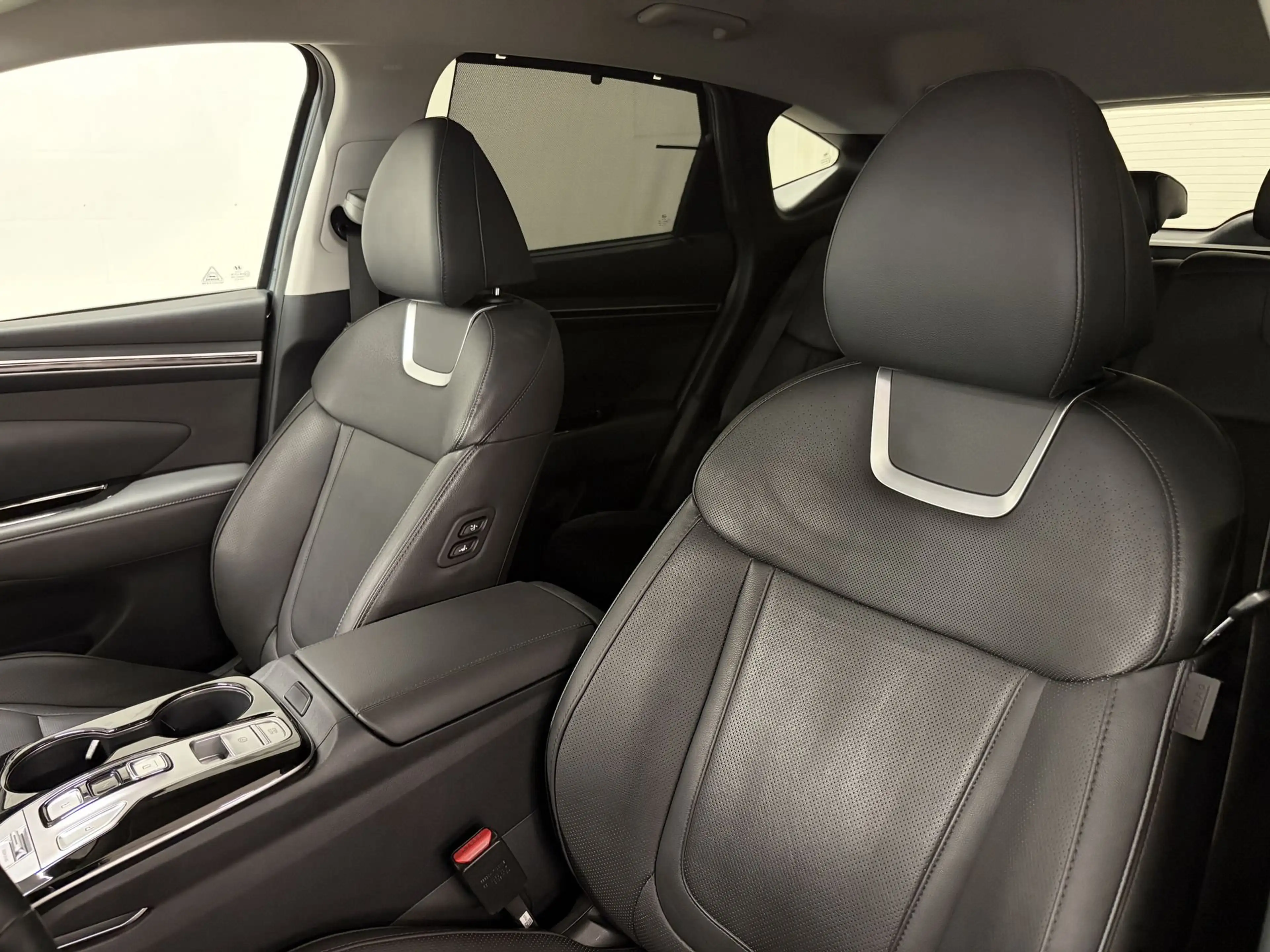 Hyundai TUCSON 1.6 T-GDi Shine HEV AT — photo 10