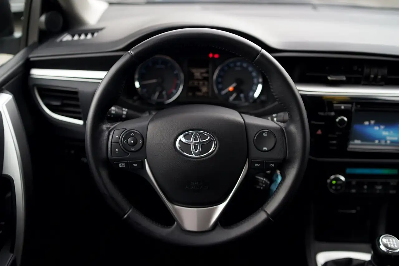 Toyota Corolla Berline — photo 13 sur 18