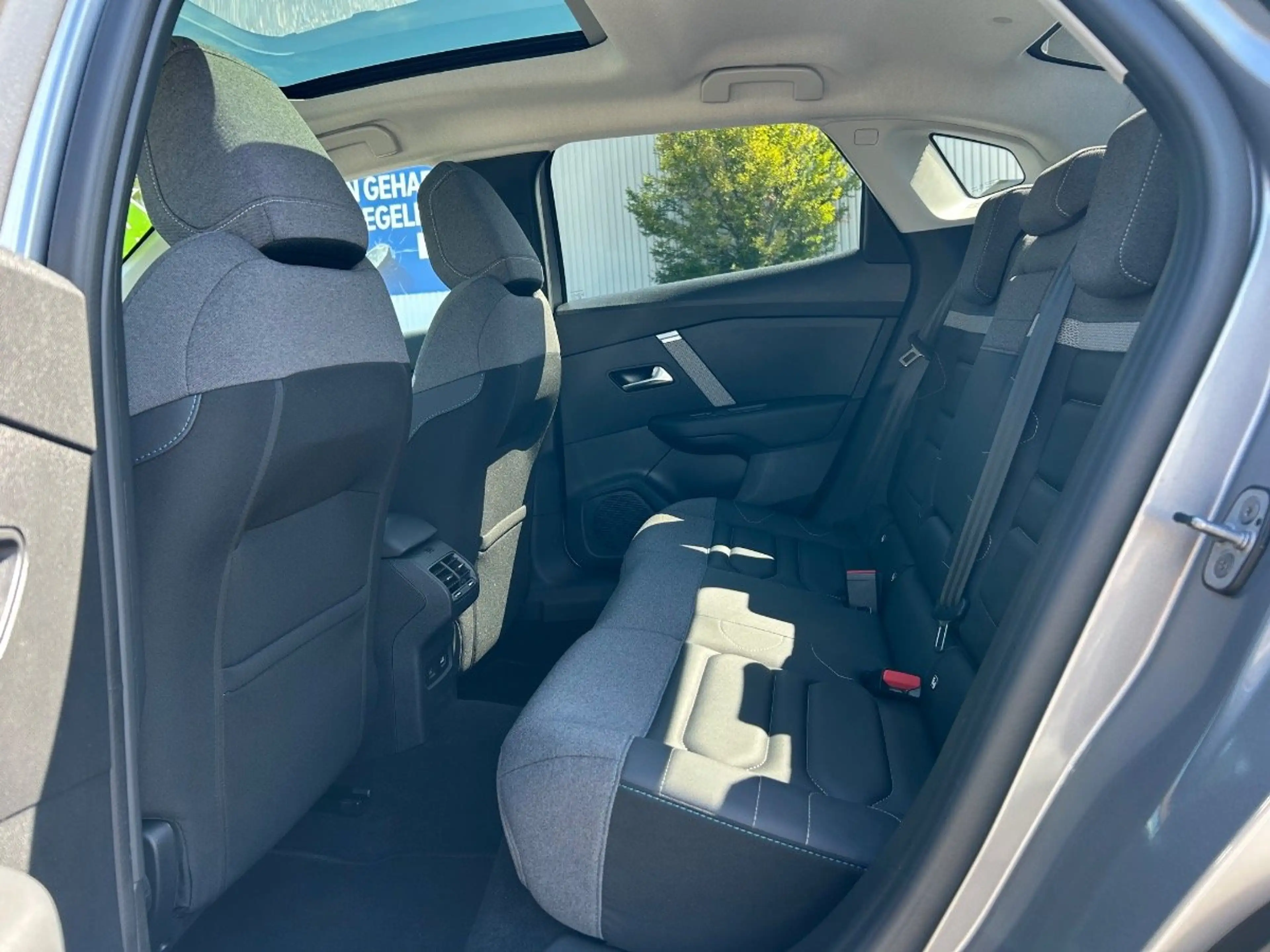 Citroen C4 X 1.2 PureTech 130 Max LED+Navi+2xKlima+Kam. — photo 10