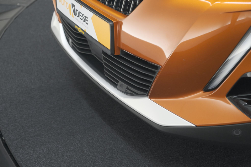 Peugeot 2008 PureTech 130 GT Pack | Leer-pakket | Camera | Dode — photo 15