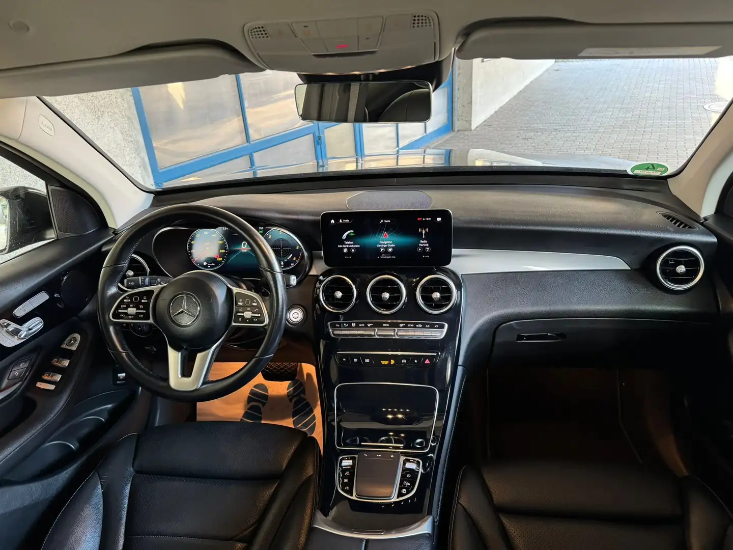 Mercedes-Benz GLC 220 GLC 220 d 4Matic **Tüv neu ** Schwarz - 2