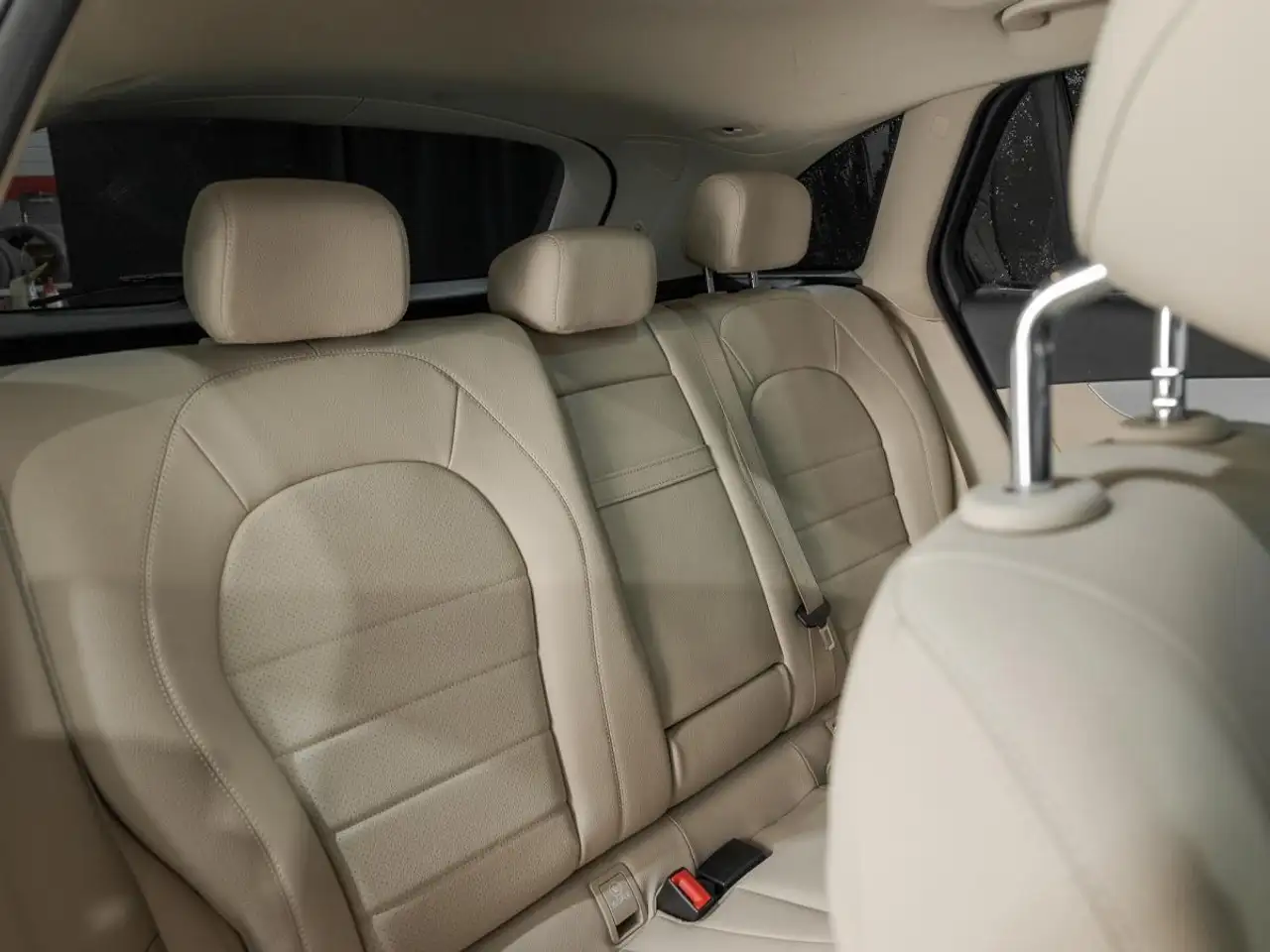 Mercedes-Benz GLC снимка Mercedes-Benz GLC