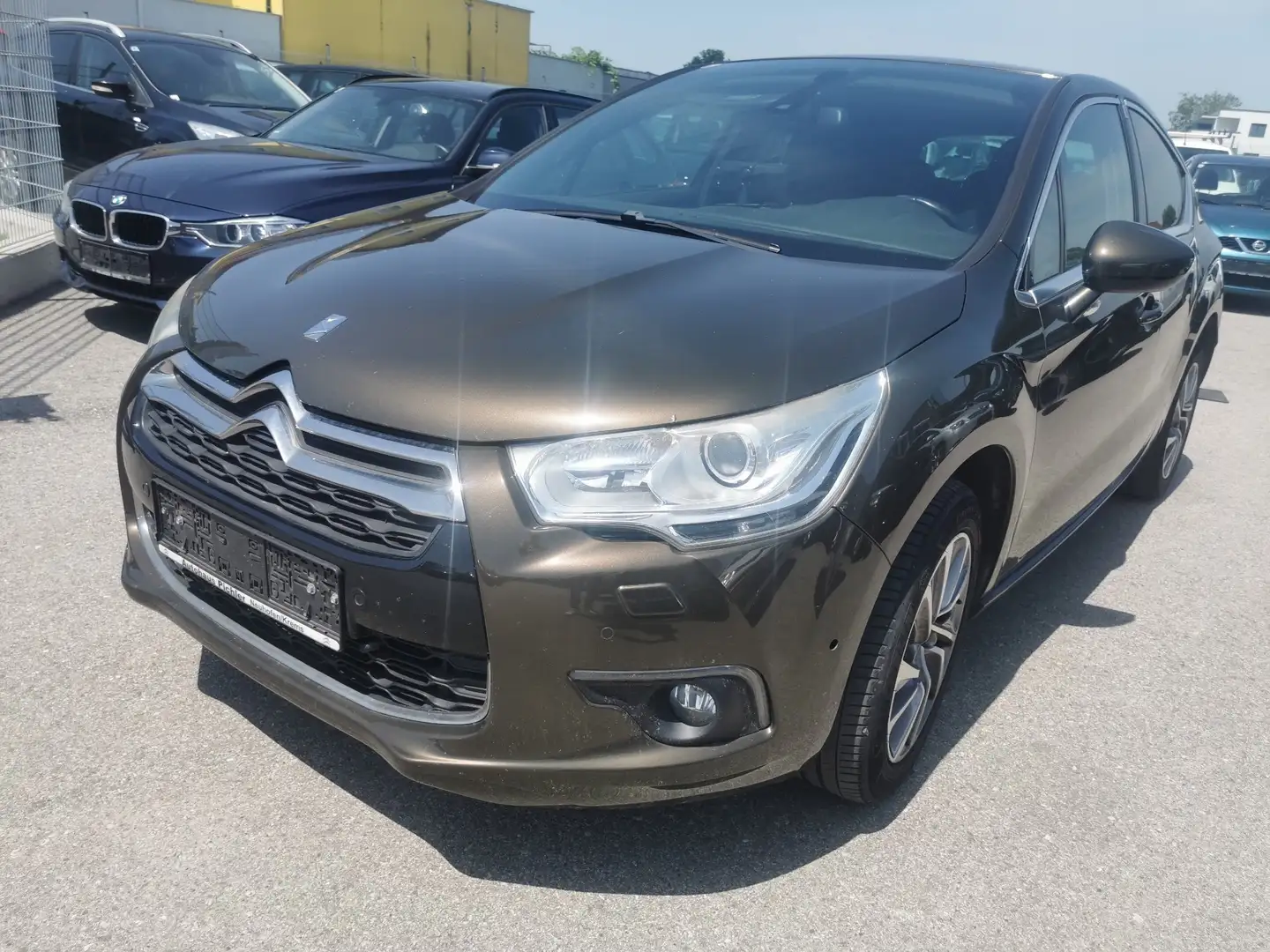 Citroen DS4 SoChic Braun - 1
