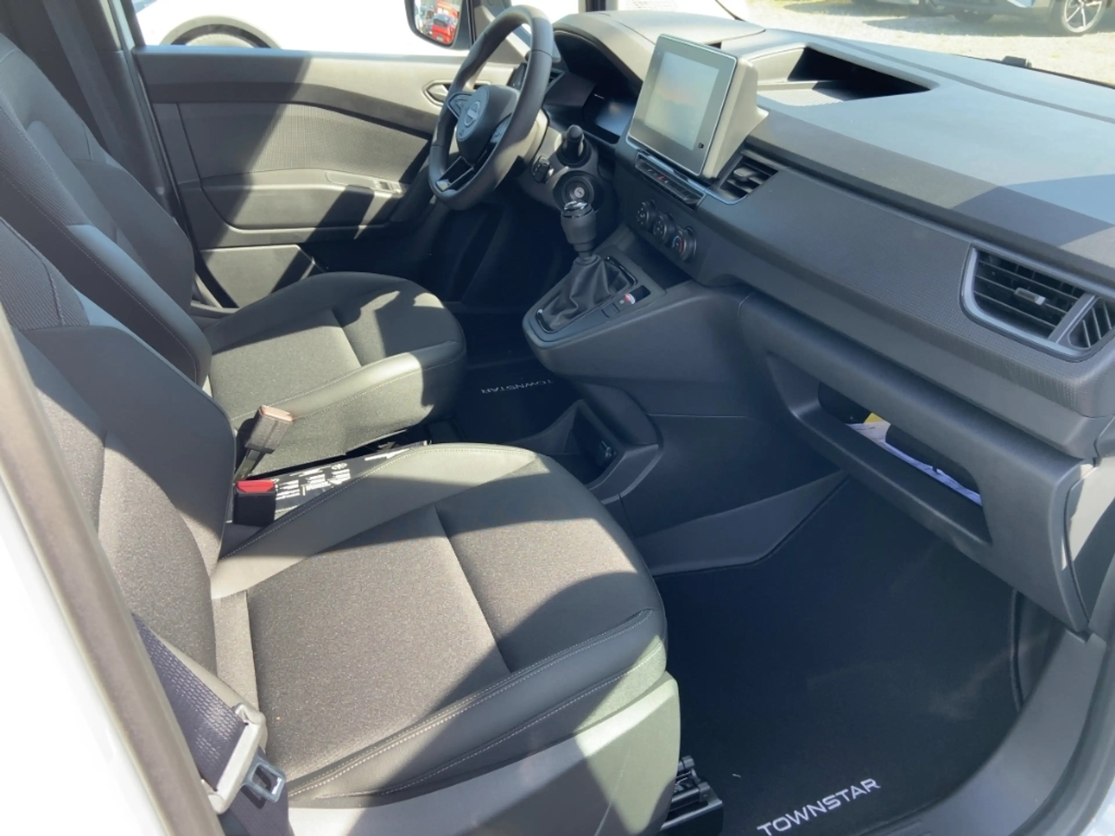 Nissan Townstar ACENTA Kasten L1 130PS 2,2t RFK/KLIMA — photo 10