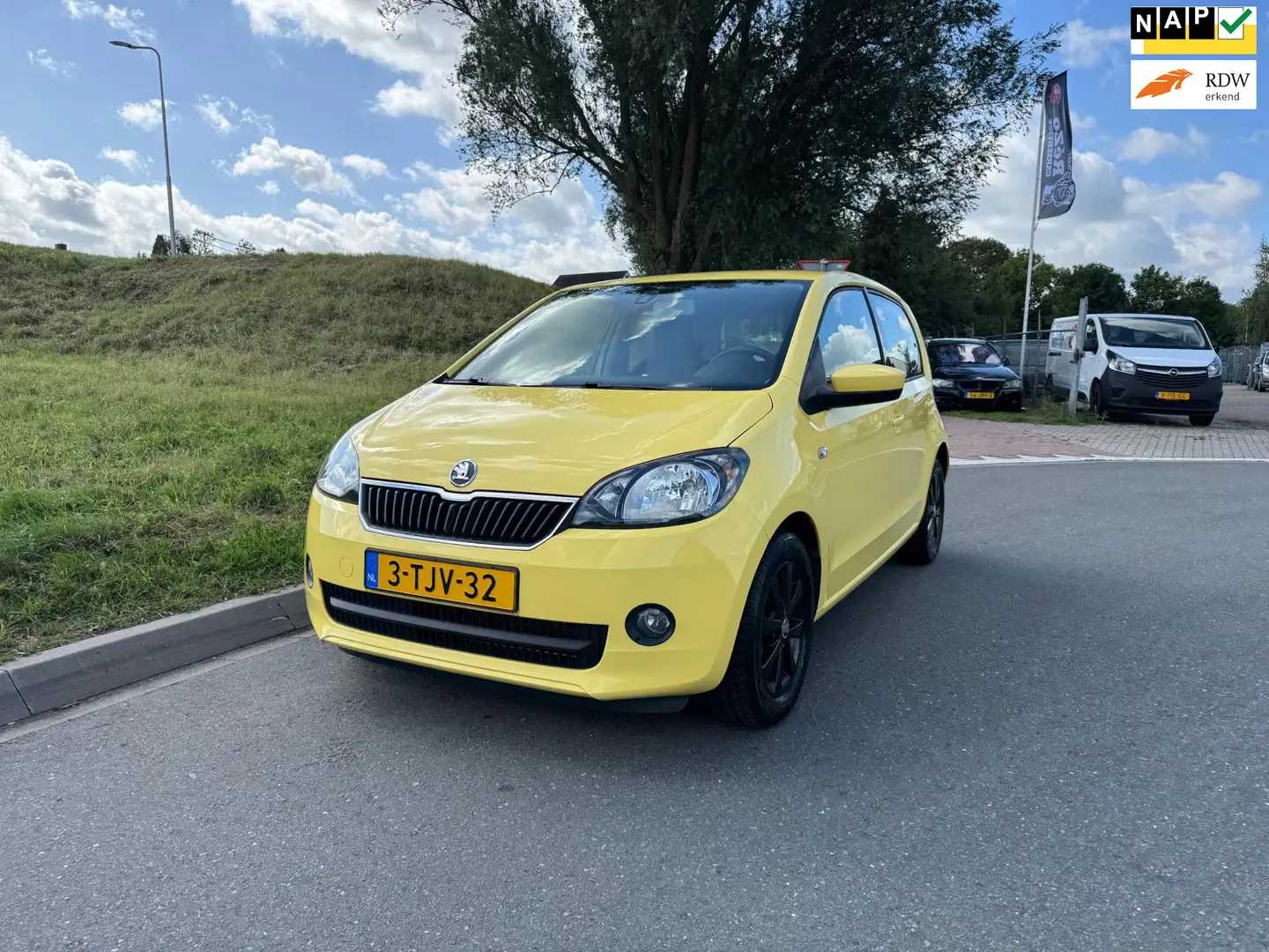 Skoda Citigo 1.0 Greentech Drive, lage km, Cruise Control, Airc Geel - 1