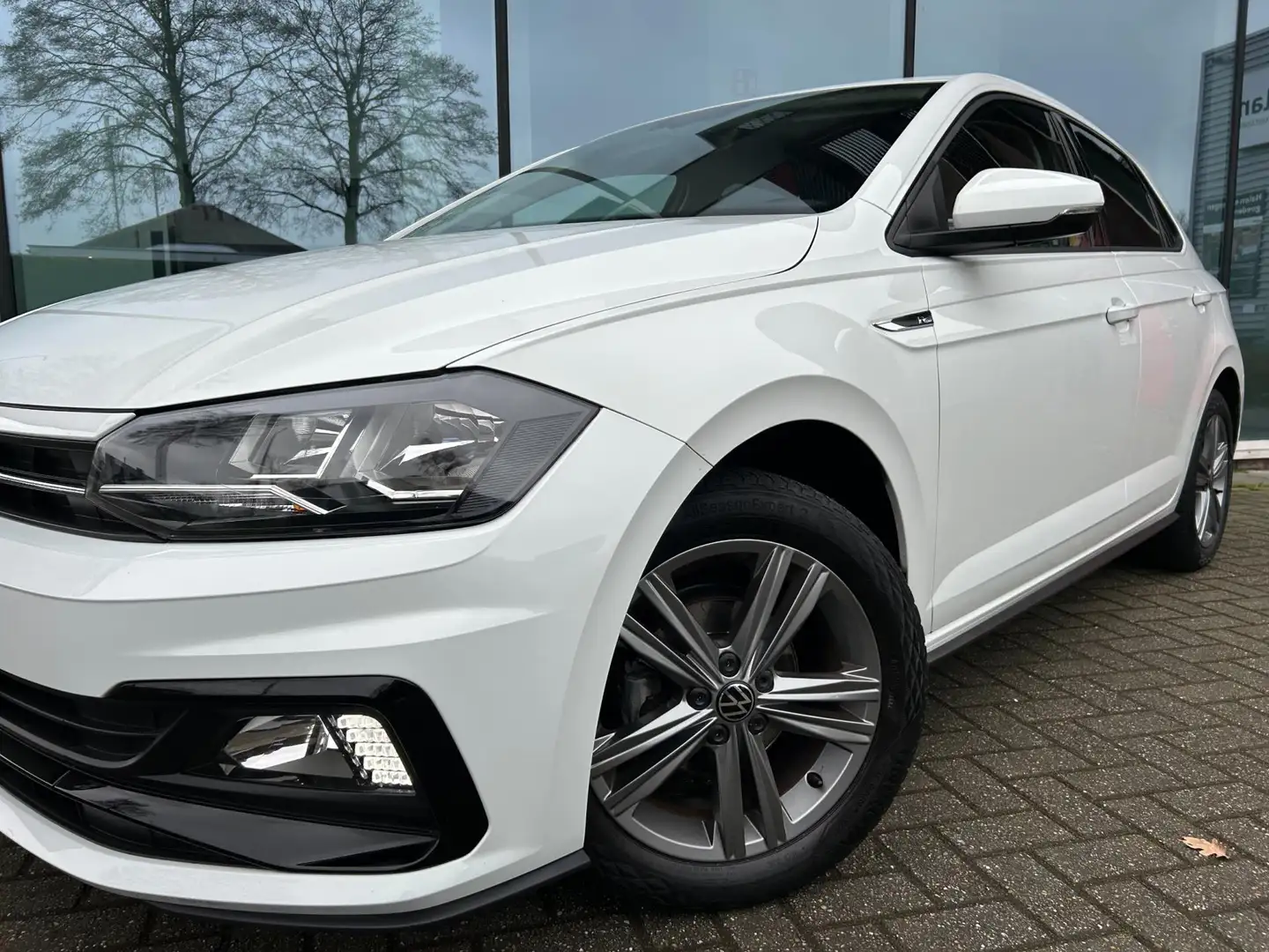 Volkswagen Polo 1.0 TSI R-Line Edition - Airco - Media - LED - Org Bianco - 2