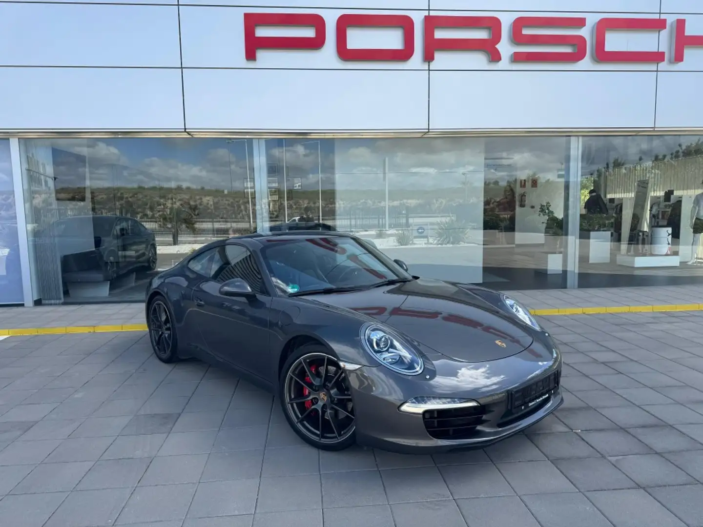 Porsche 991 Carrera 4S Coupé PDK Gris - 2