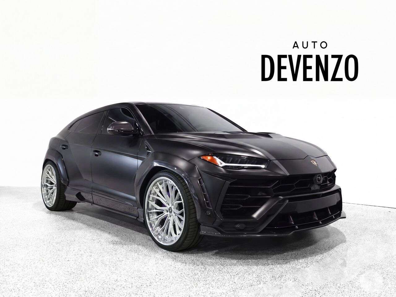 2021 Lamborghini Urus AWD Ad Persona Purple Paint WIDEBODY WRAP SATIN