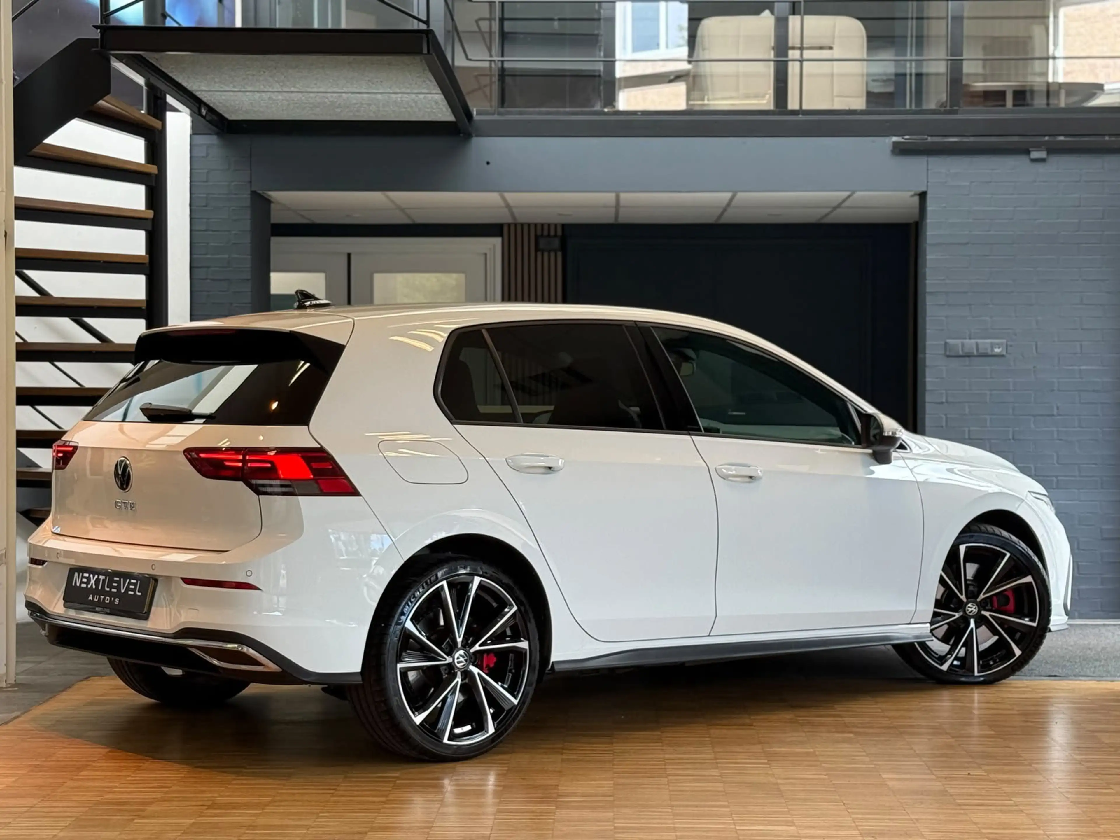 Volkswagen Golf GTE 1.4 eHybrid — photo 7