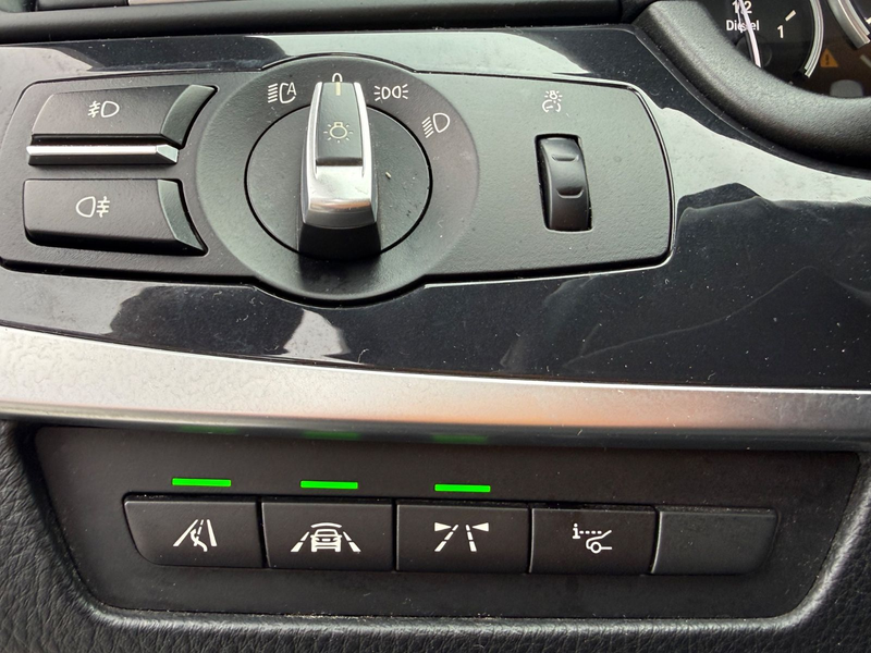 BMW 520 5 Touring 520 d Head-Up Spurhalteassistent — photo 12