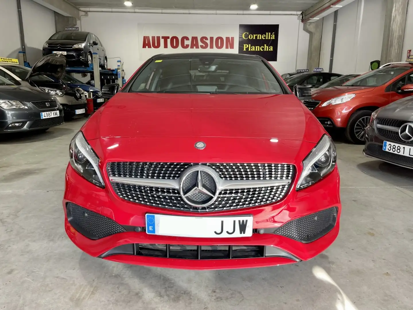 Mercedes-Benz A 200 200CDI BE Urban 7G-DCT Rosso - 2