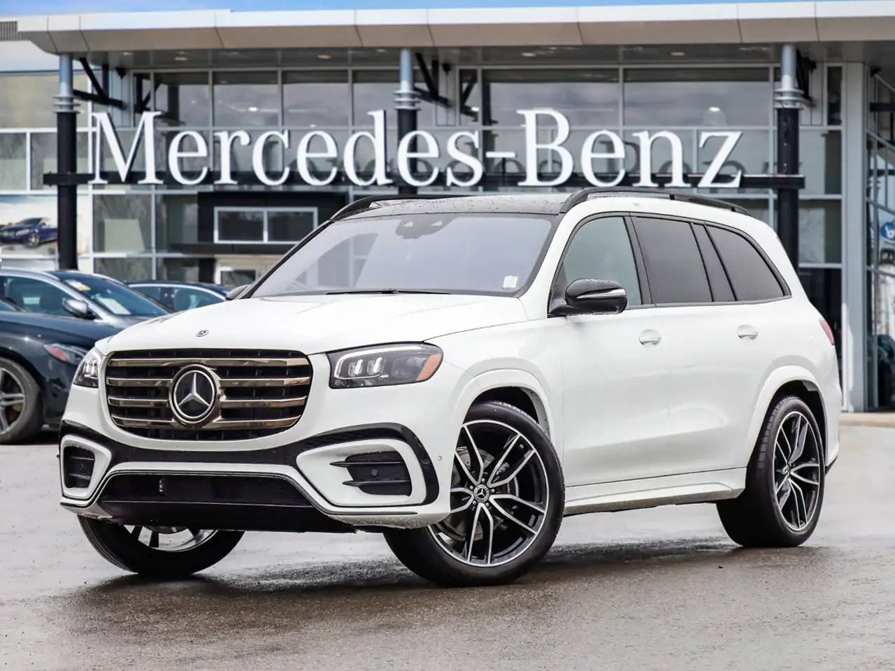 Mercedes-Benz GLS снимка Mercedes-Benz GLS
