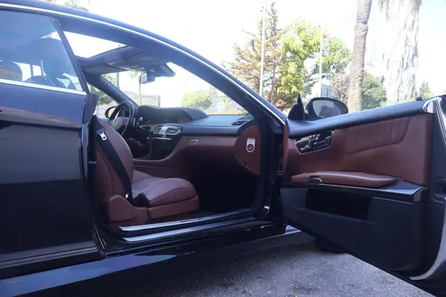 Mercedes-Benz CL view 13