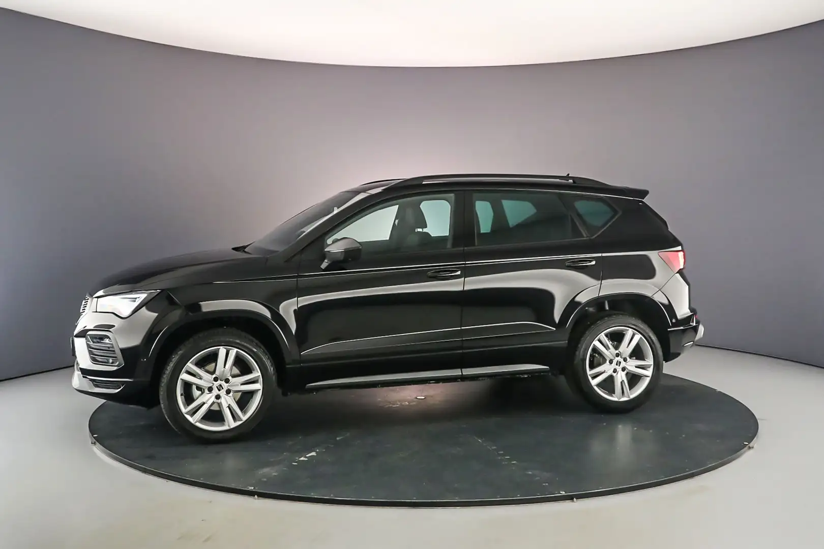 SEAT Ateca 1.5 TSI 150pk FR Business Intense Zwart - 2