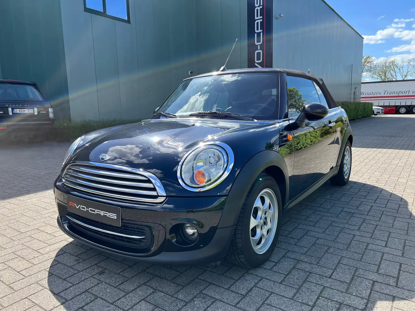 MINI Cooper Cabrio 1.6i 6vit / Leder / Airco / Alu velgen / Garantie Noir - 1